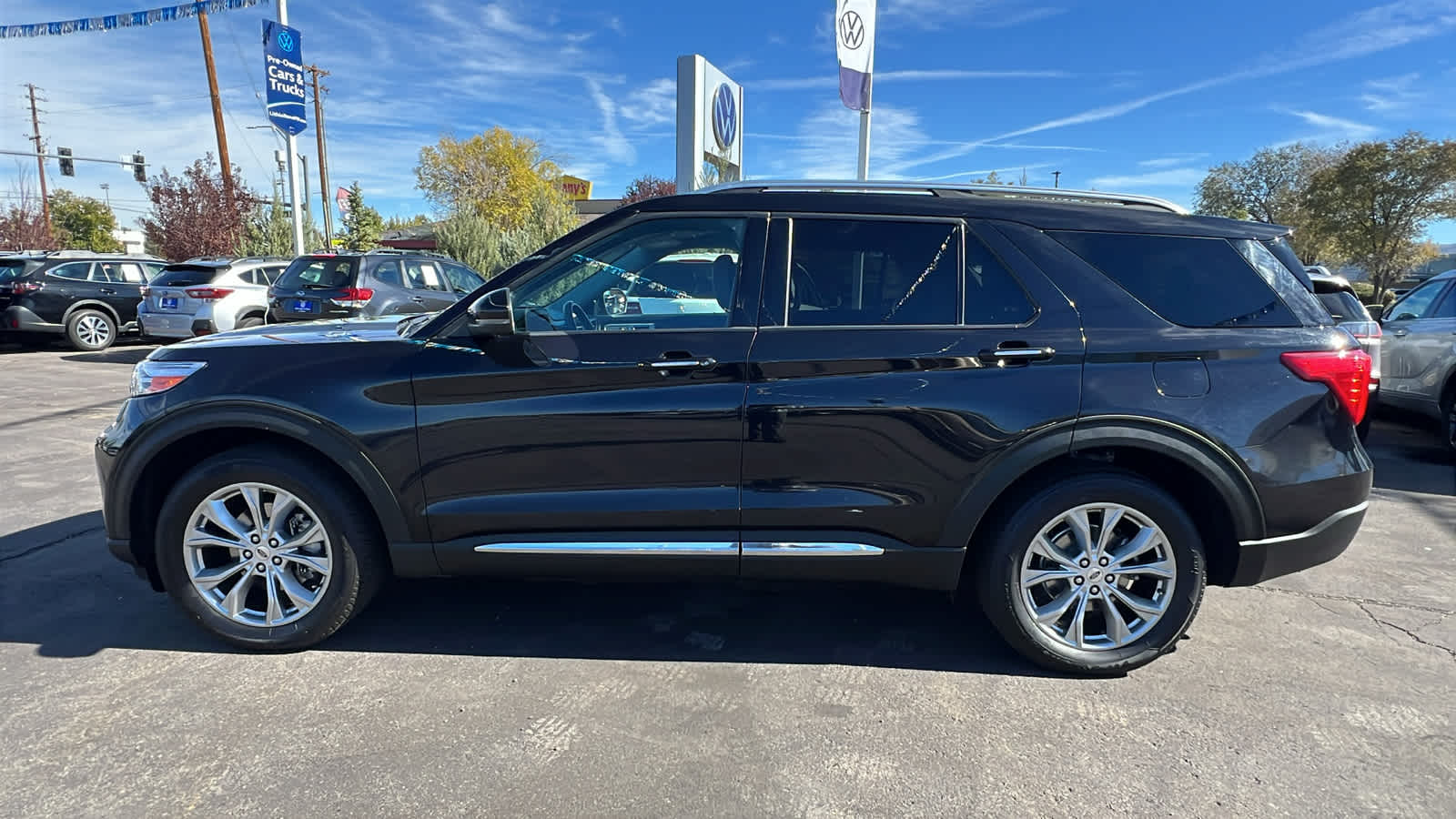 2021 Ford Explorer Limited 3