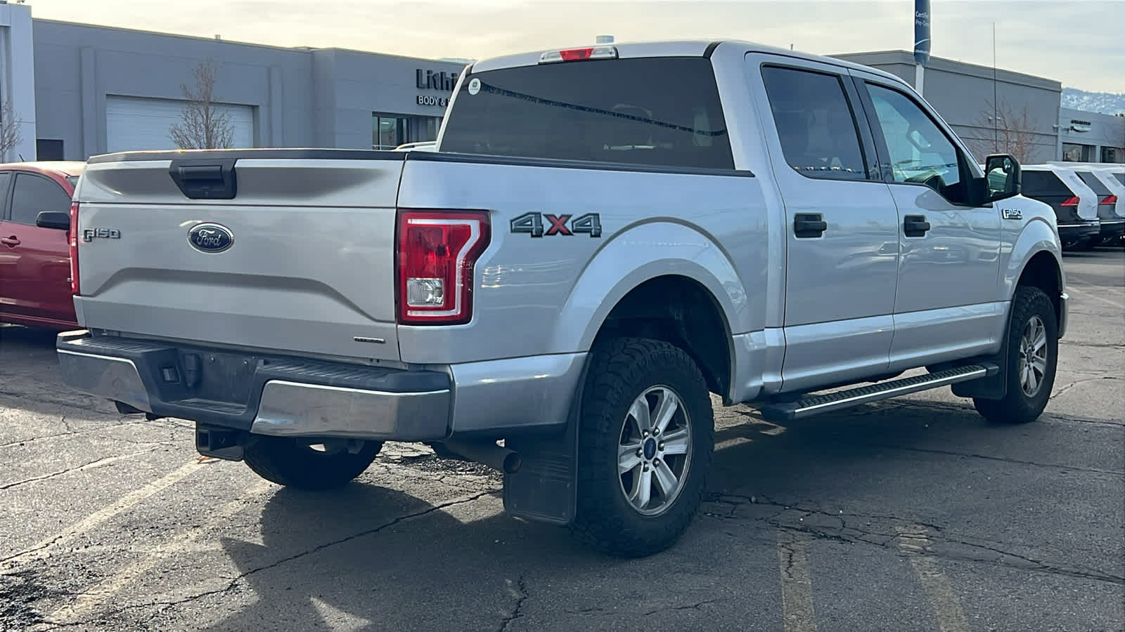 2016 Ford F-150 XLT 4WD SuperCrew 145 5