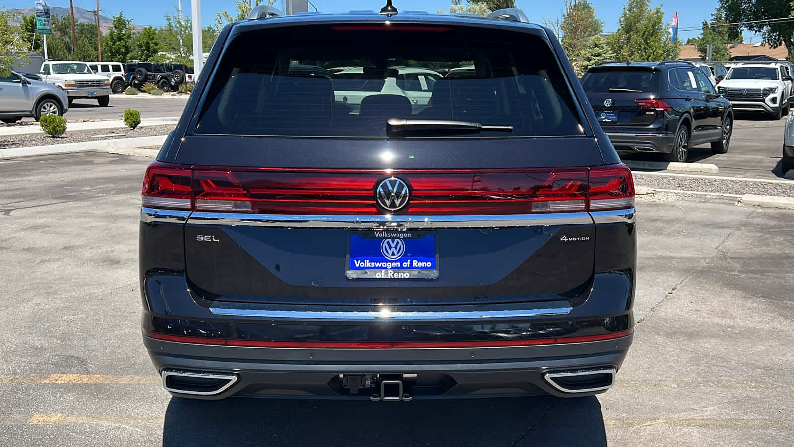 2024 Volkswagen Atlas 2.0T SEL 5