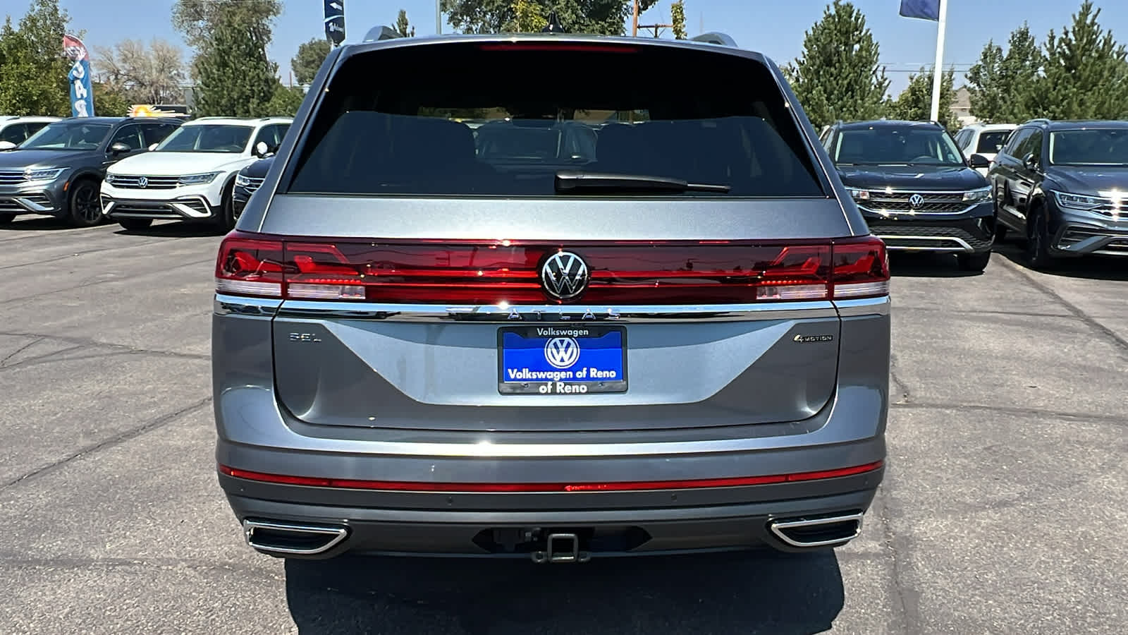 2024 Volkswagen Atlas 2.0T SEL 5