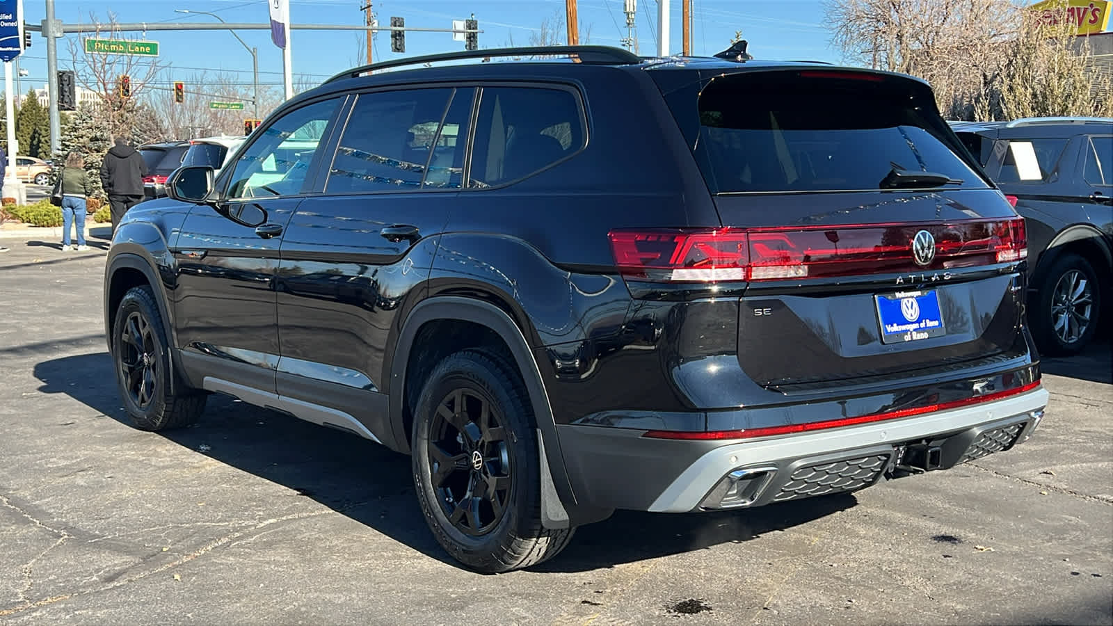 2025 Volkswagen Atlas 2.0T Peak Edition 4