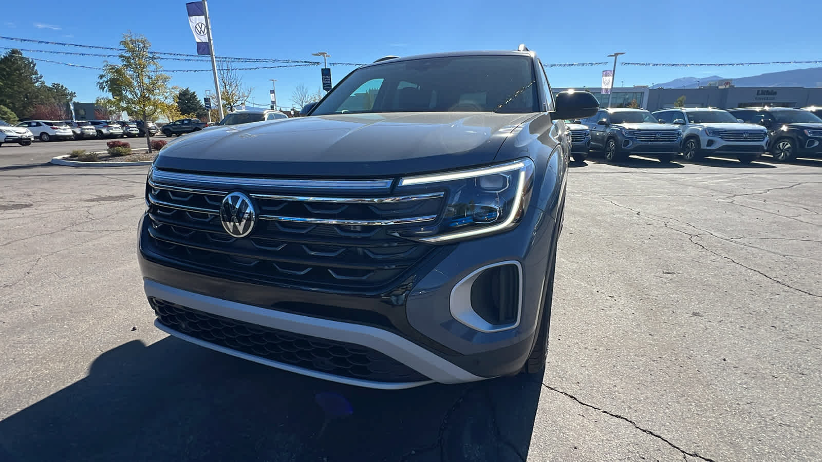 2024 Volkswagen Atlas 2.0T Peak Edition SE w/Technology 22