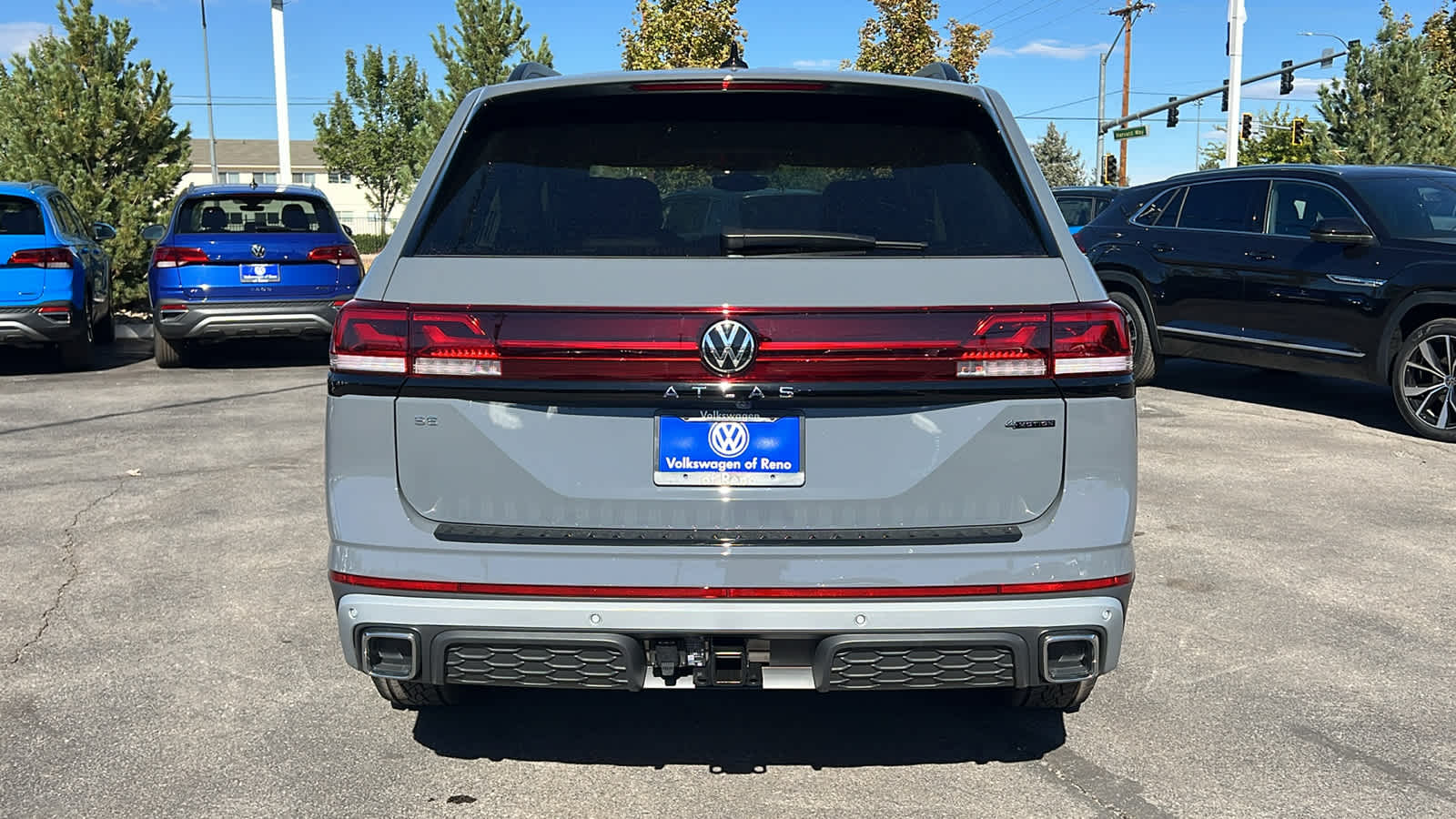 2024 Volkswagen Atlas 2.0T Peak Edition SE w/Technology 5