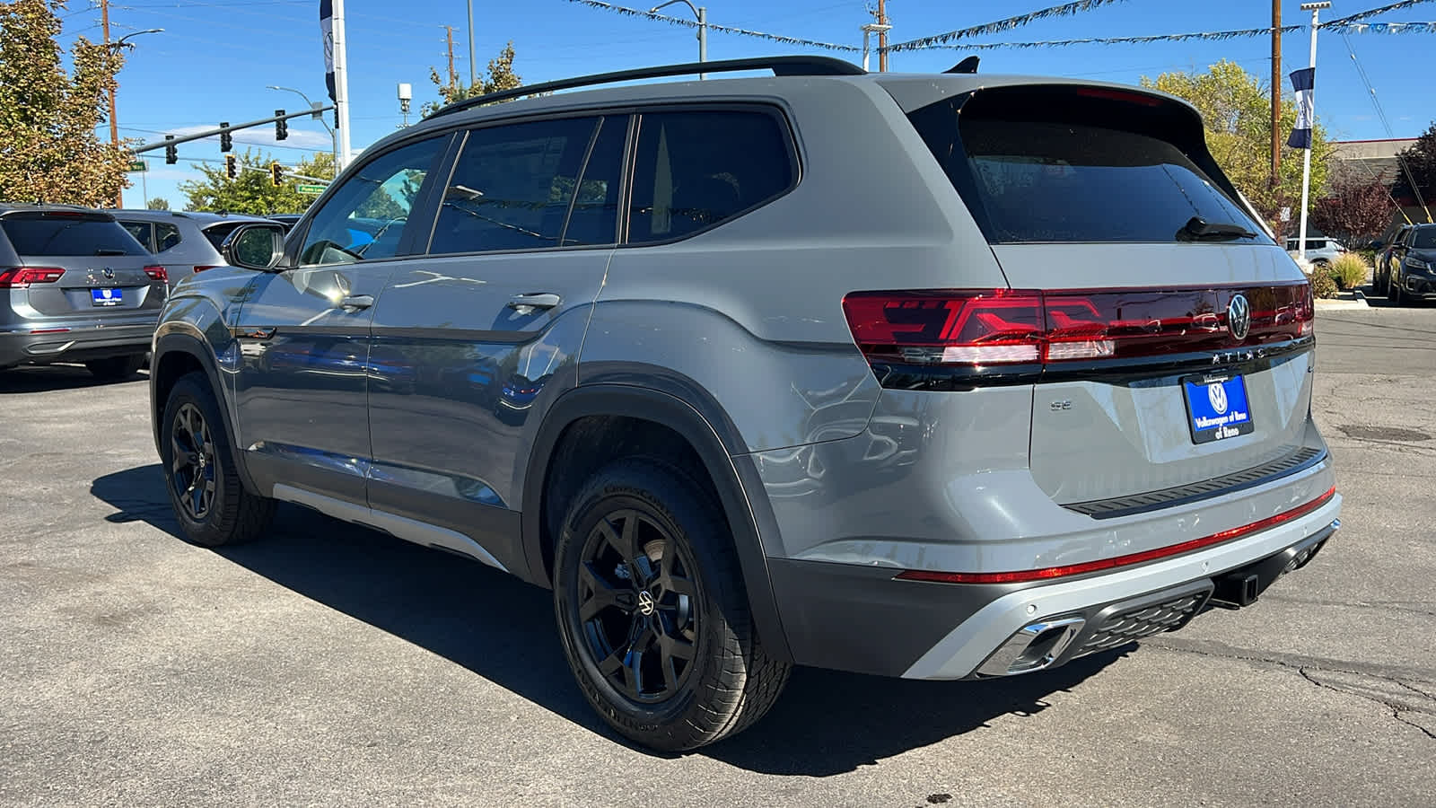 2024 Volkswagen Atlas 2.0T Peak Edition SE w/Technology 4