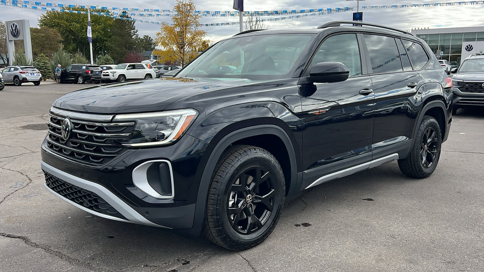 2024 Volkswagen Atlas 2.0T Peak Edition SE w/Technology 2