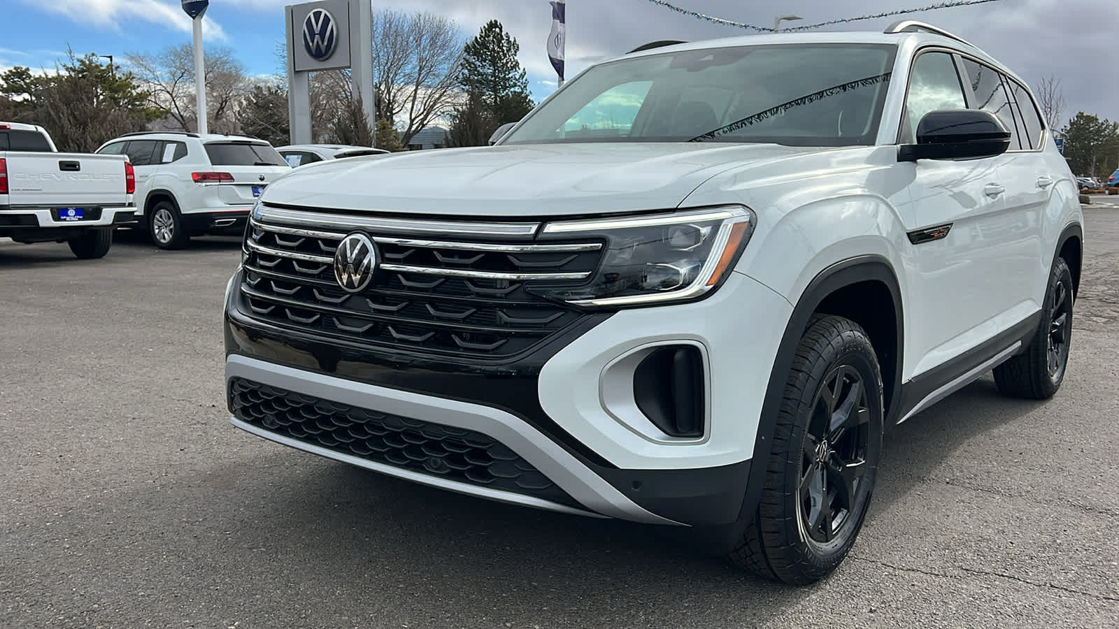 2025 Volkswagen Atlas 2.0T Peak Edition 22