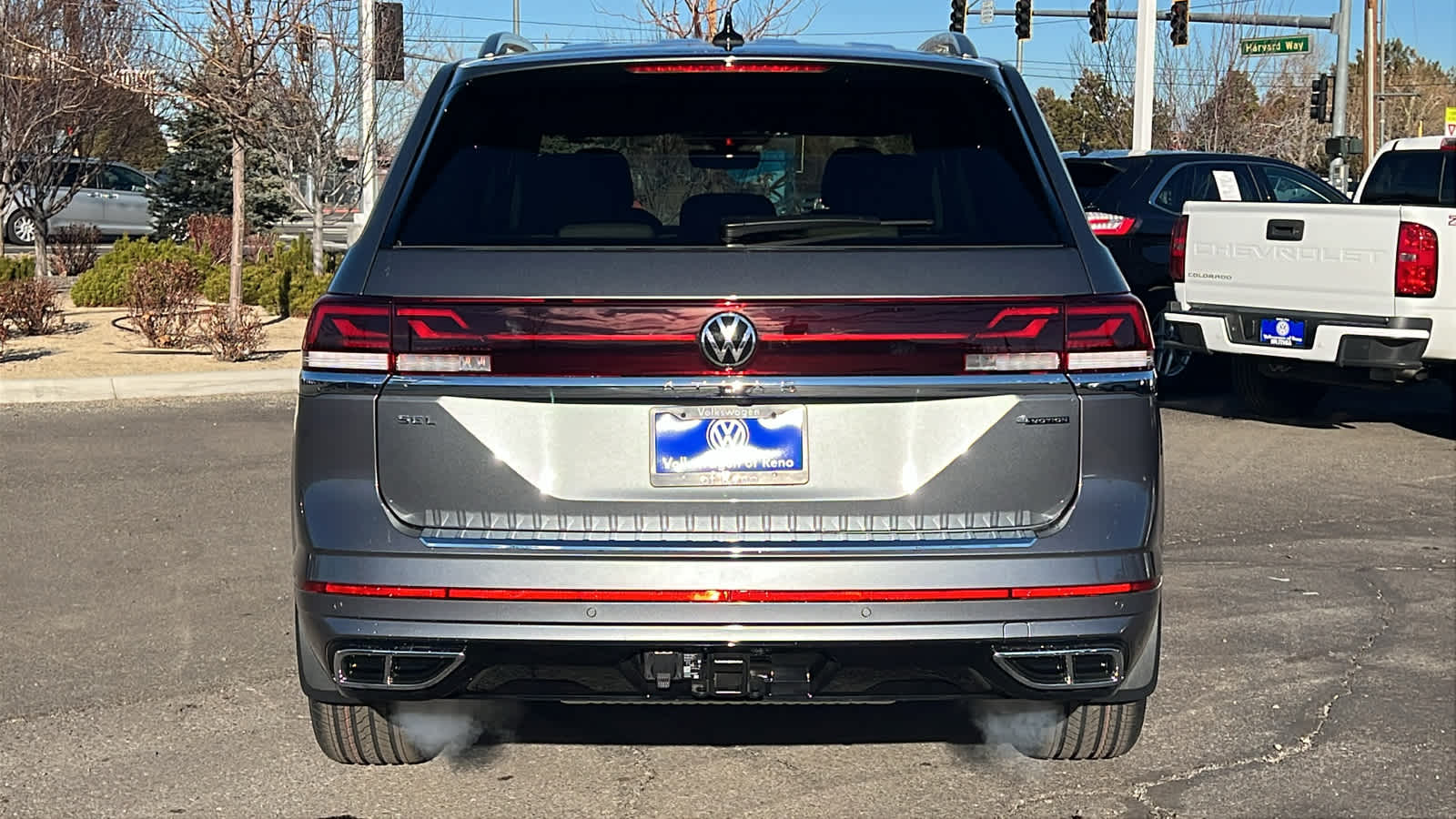 2025 Volkswagen Atlas 2.0T SEL Premium R-Line 5