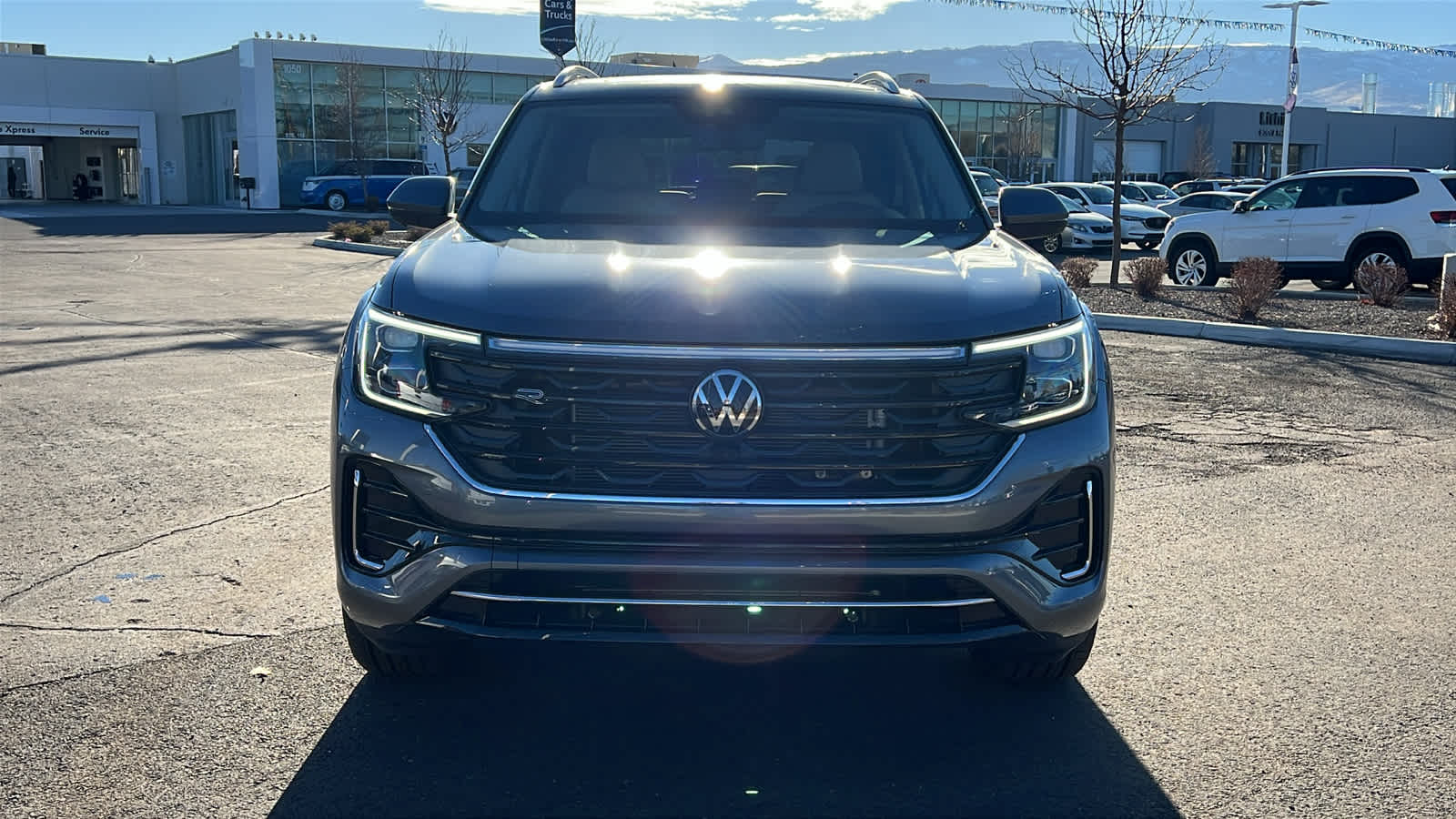 2025 Volkswagen Atlas 2.0T SEL Premium R-Line 6