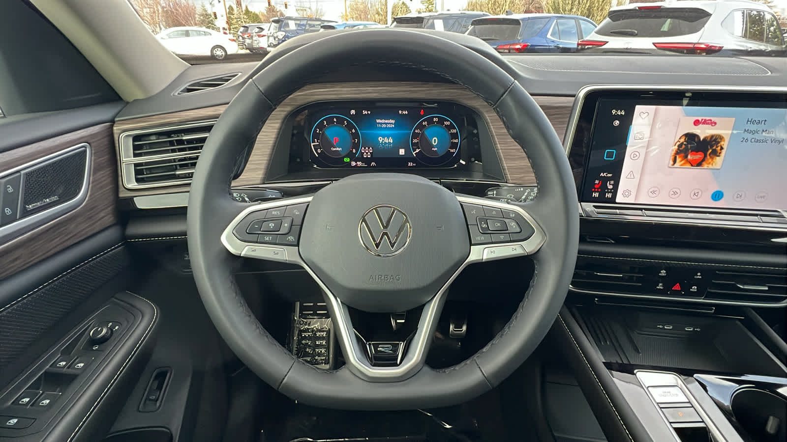 2025 Volkswagen Atlas 2.0T SEL Premium R-Line 15