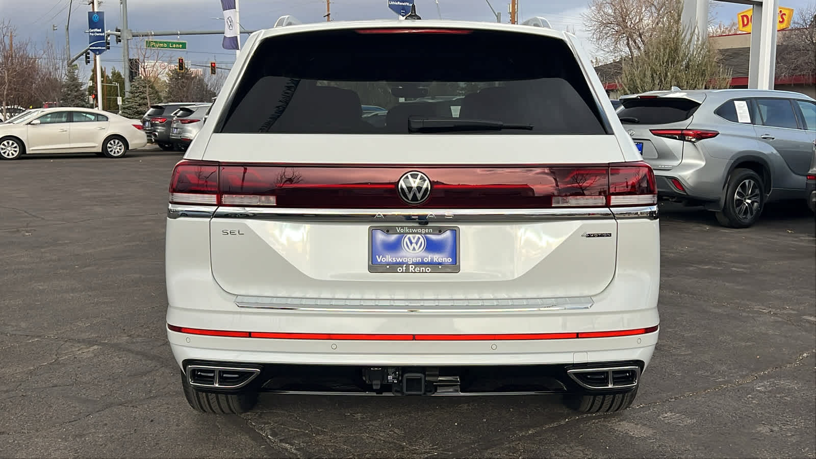 2025 Volkswagen Atlas 2.0T SEL Premium R-Line 5