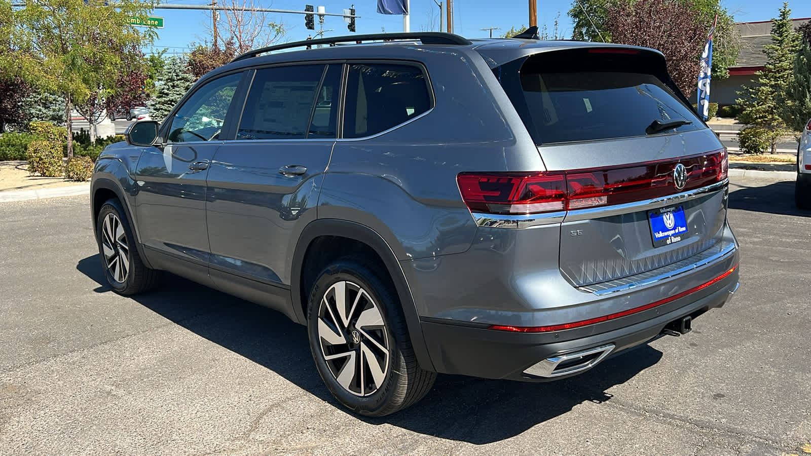 2024 Volkswagen Atlas 2.0T SE w/Technology 4