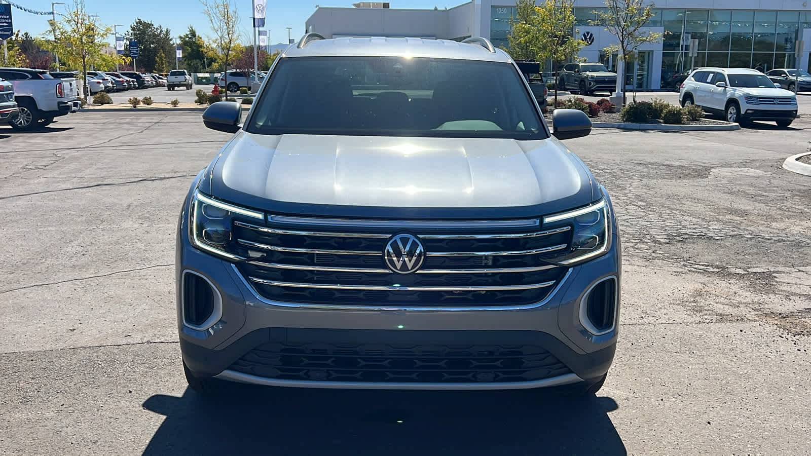 2024 Volkswagen Atlas 2.0T SE w/Technology 6