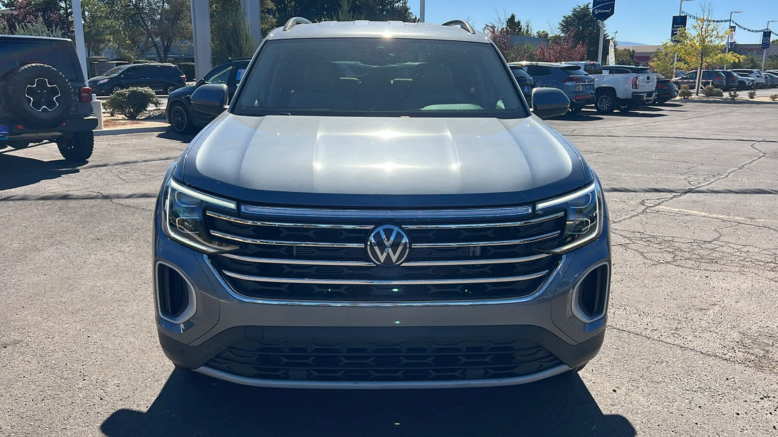 2024 Volkswagen Atlas 2.0T SE w/Technology 6