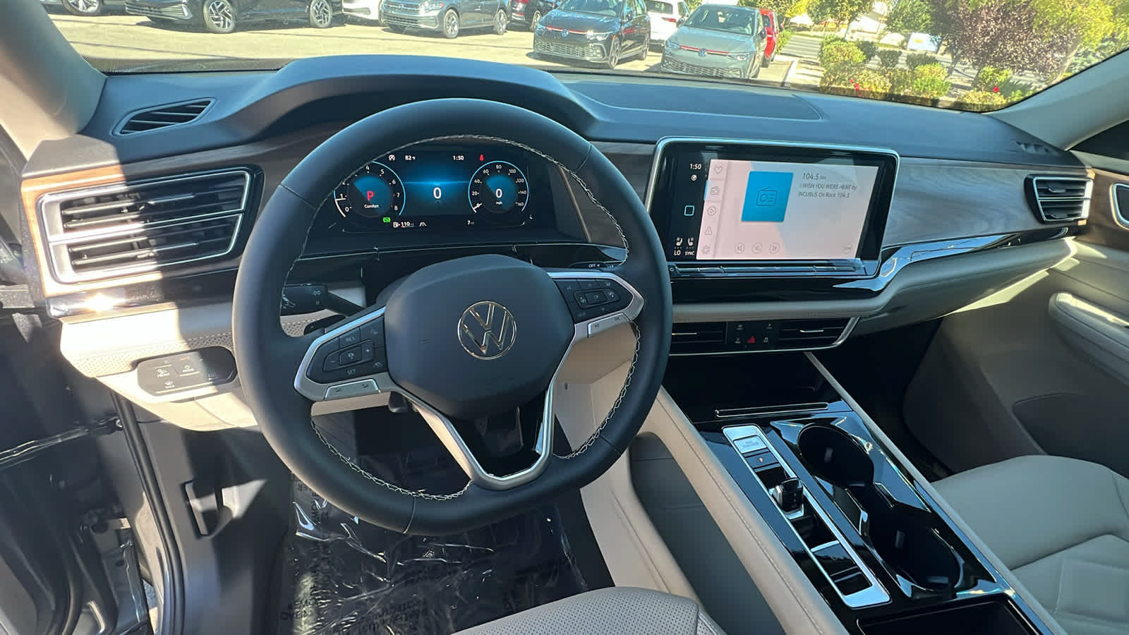 2024 Volkswagen Atlas 2.0T SE w/Technology 2