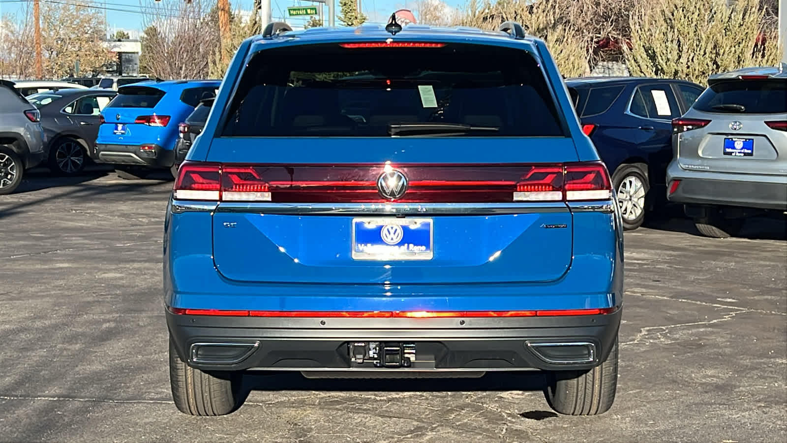 2025 Volkswagen Atlas 2.0T SE w/Technology 5