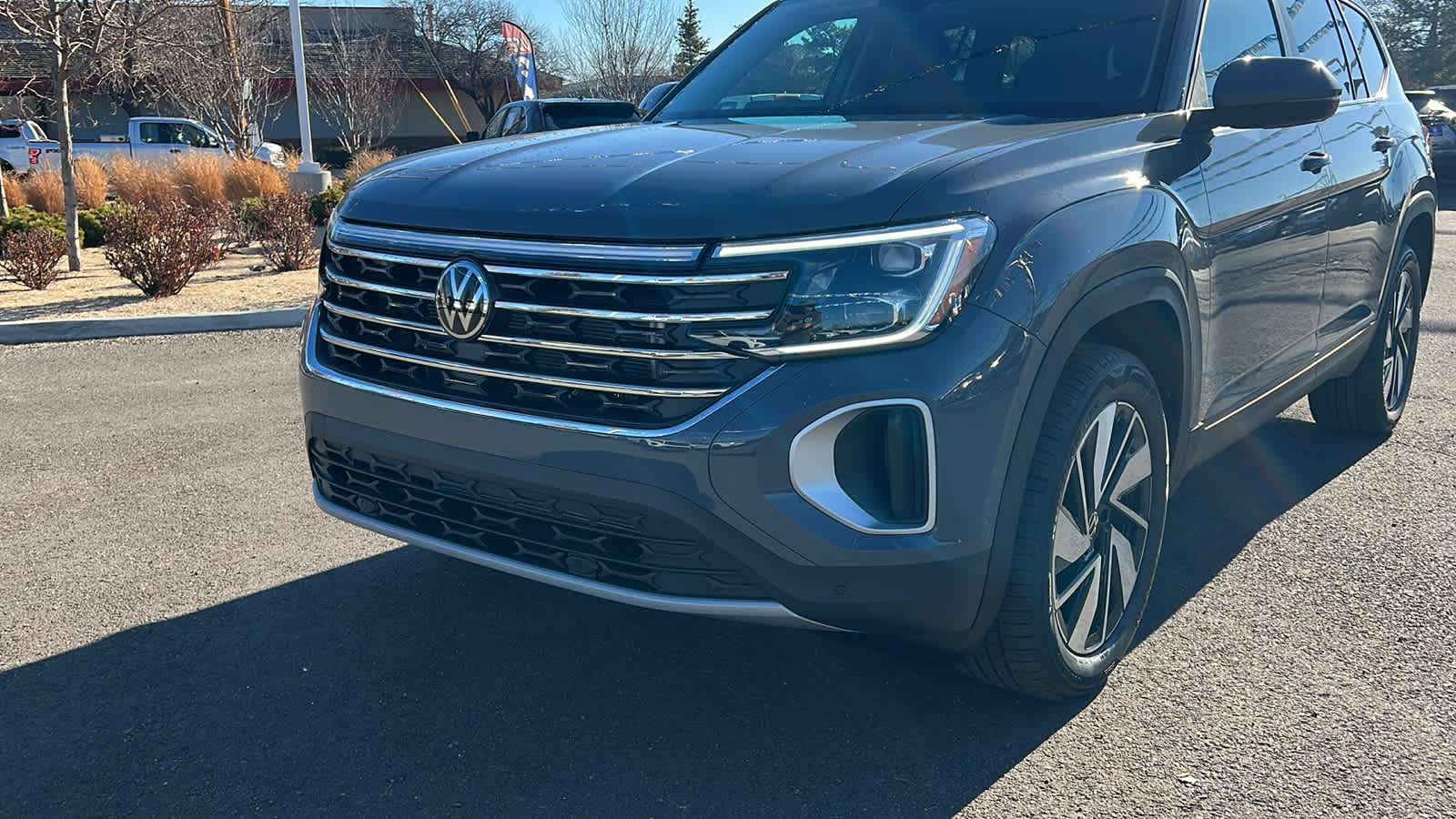 2025 Volkswagen Atlas 2.0T SE w/Technology 22