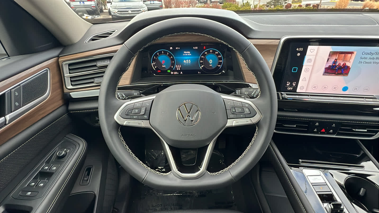 2025 Volkswagen Atlas 2.0T SE w/Technology 15