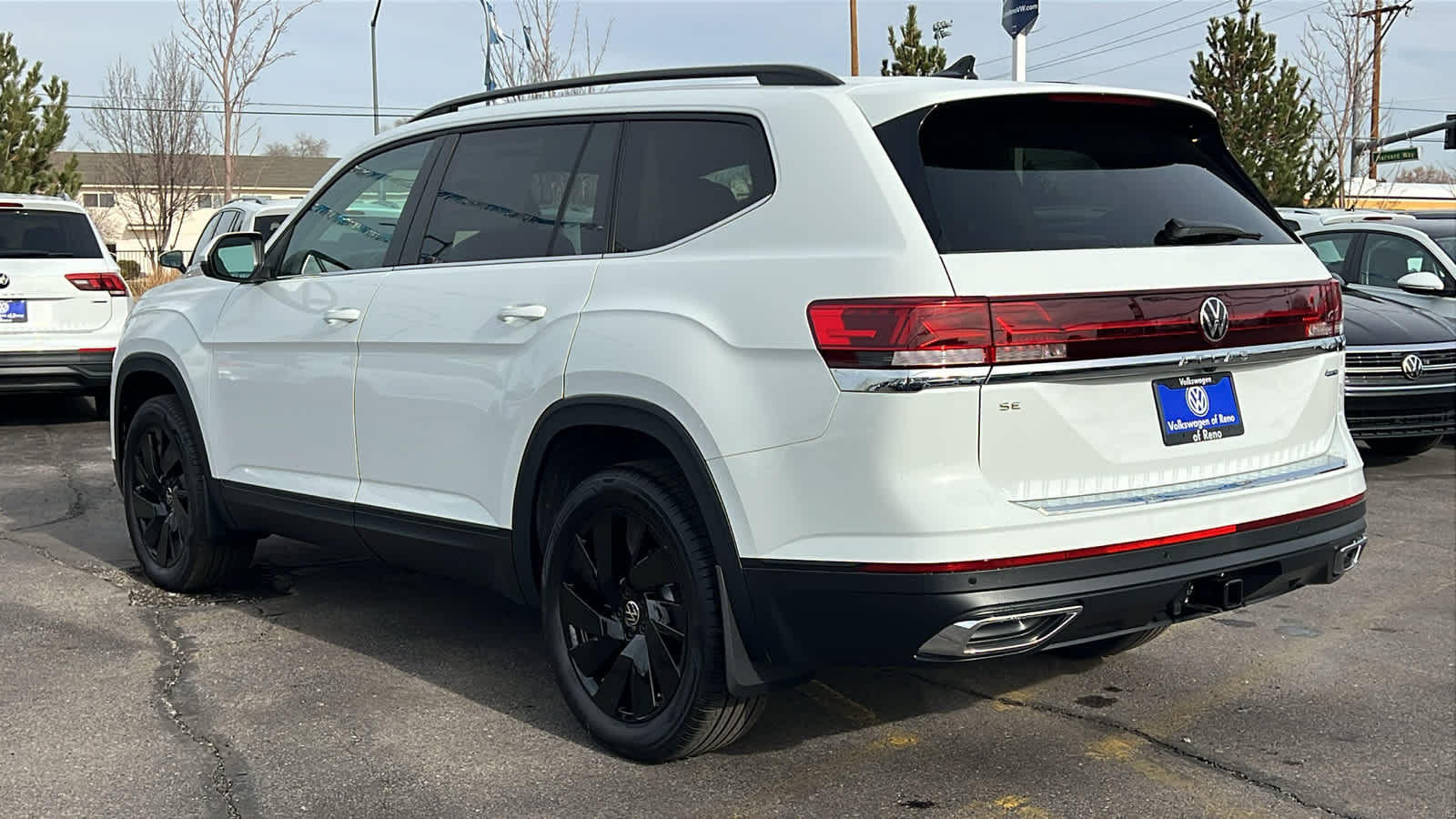 2025 Volkswagen Atlas 2.0T SE w/Technology 4