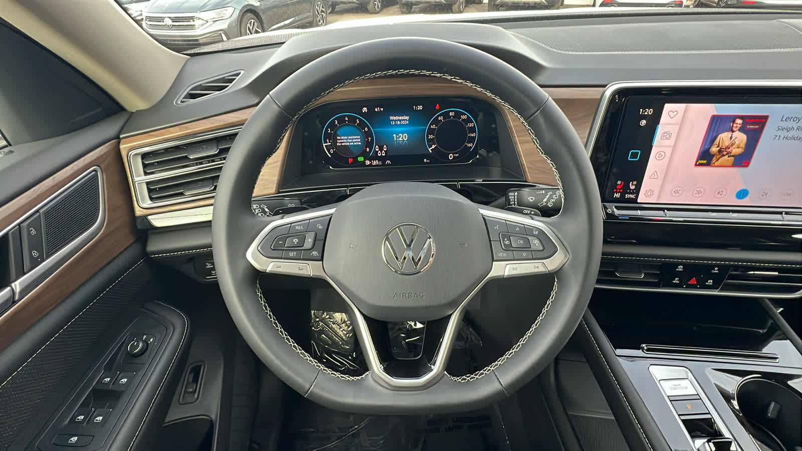 2025 Volkswagen Atlas 2.0T SE w/Technology 15