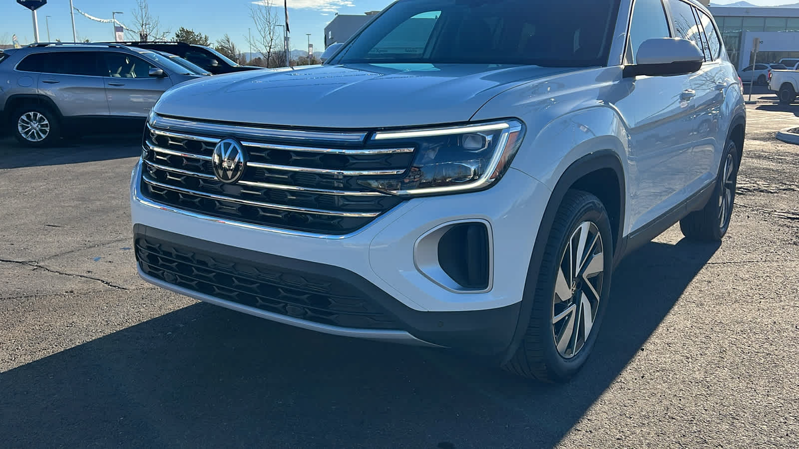 2025 Volkswagen Atlas 2.0T SE w/Technology 22