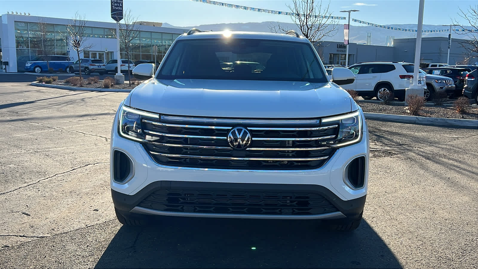 2025 Volkswagen Atlas 2.0T SE w/Technology 6