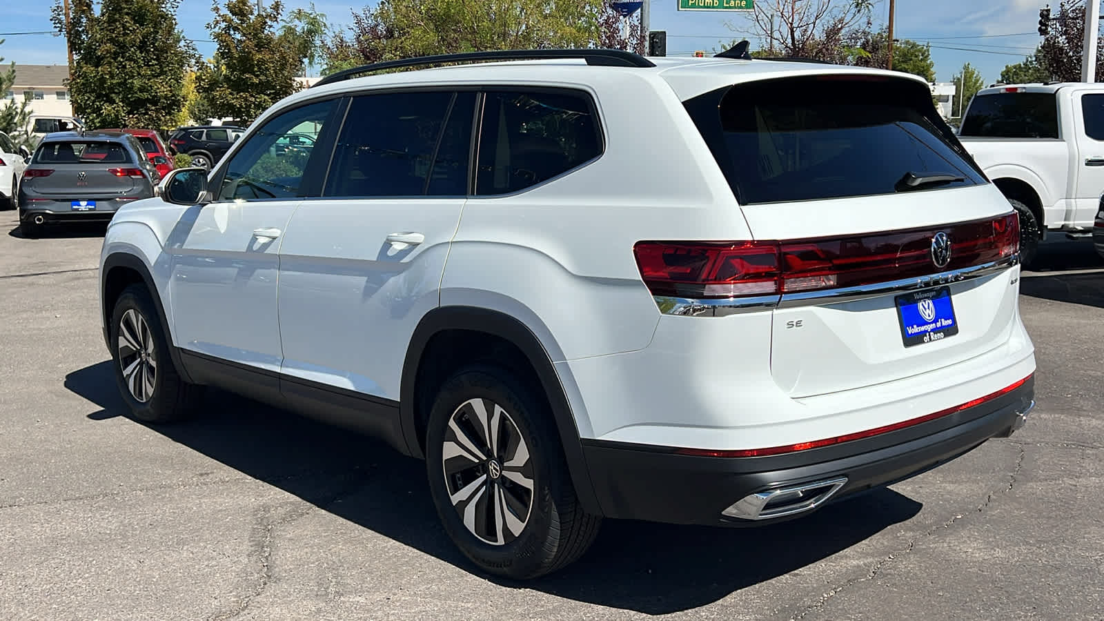 2024 Volkswagen Atlas 2.0T SE 4