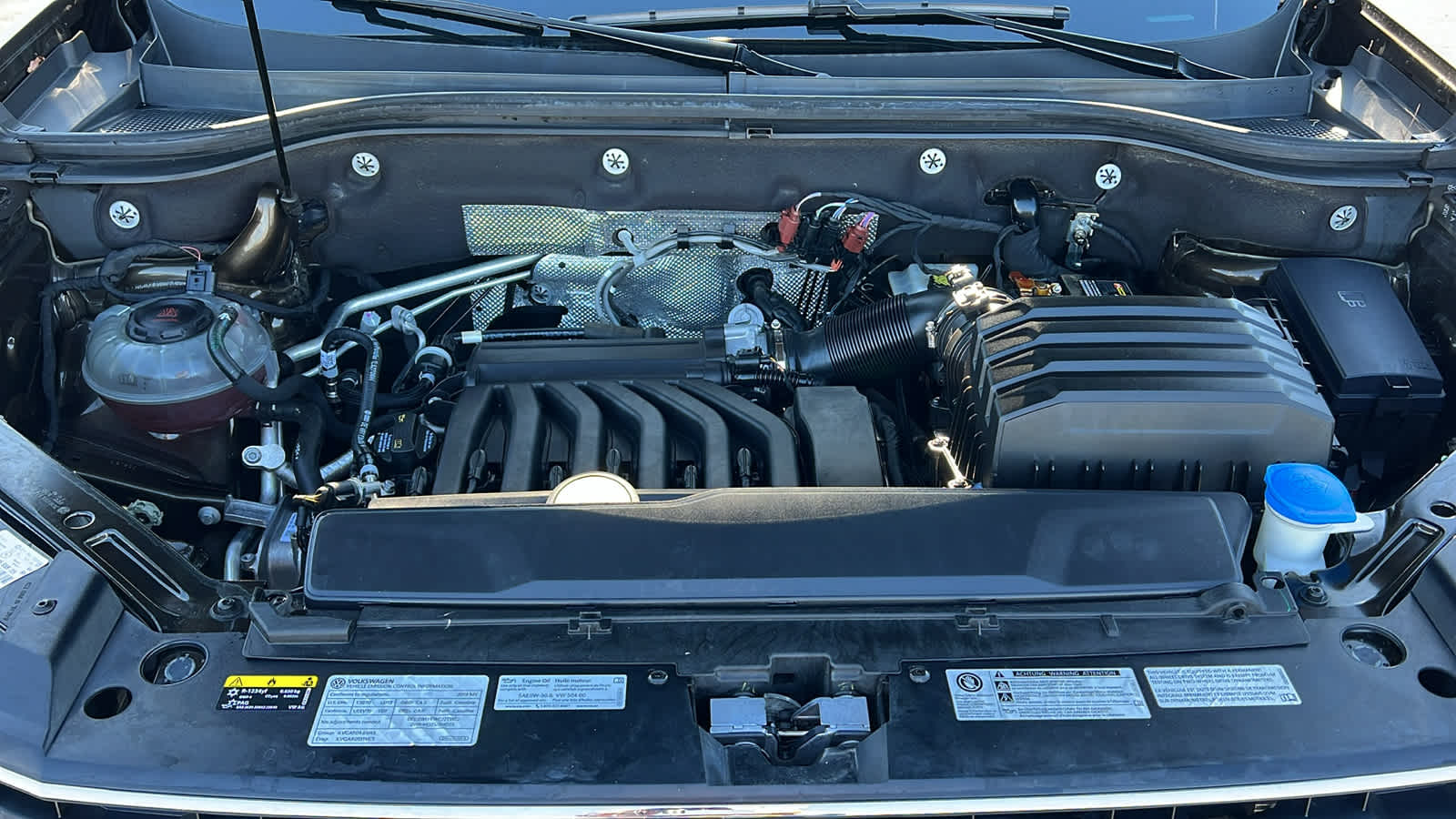 2019 Volkswagen Atlas 3.6L V6 SE w/Technology 9