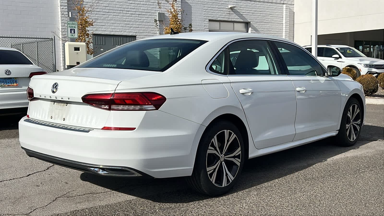 2022 Volkswagen Passat 2.0T SE 5