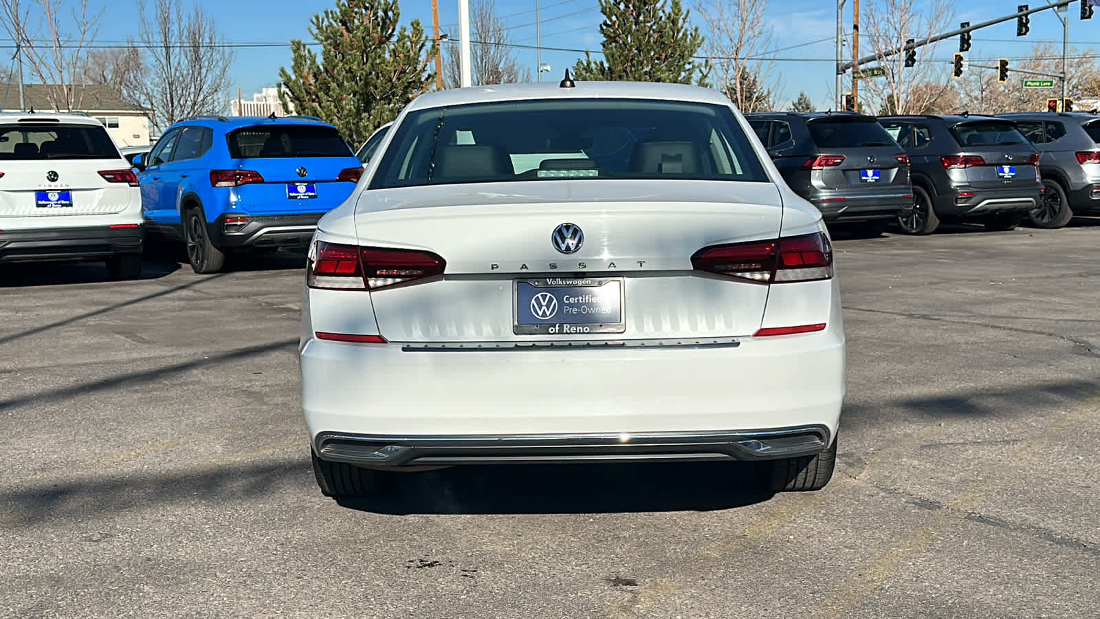 2022 Volkswagen Passat 2.0T SE 5