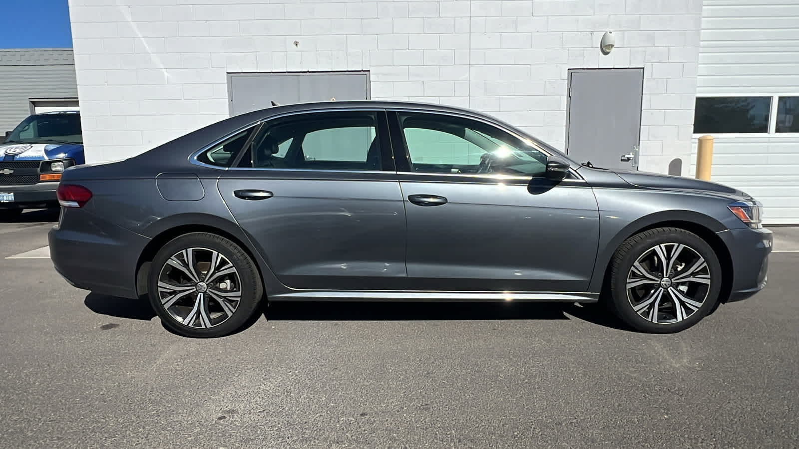 2021 Volkswagen Passat 2.0T SE 6