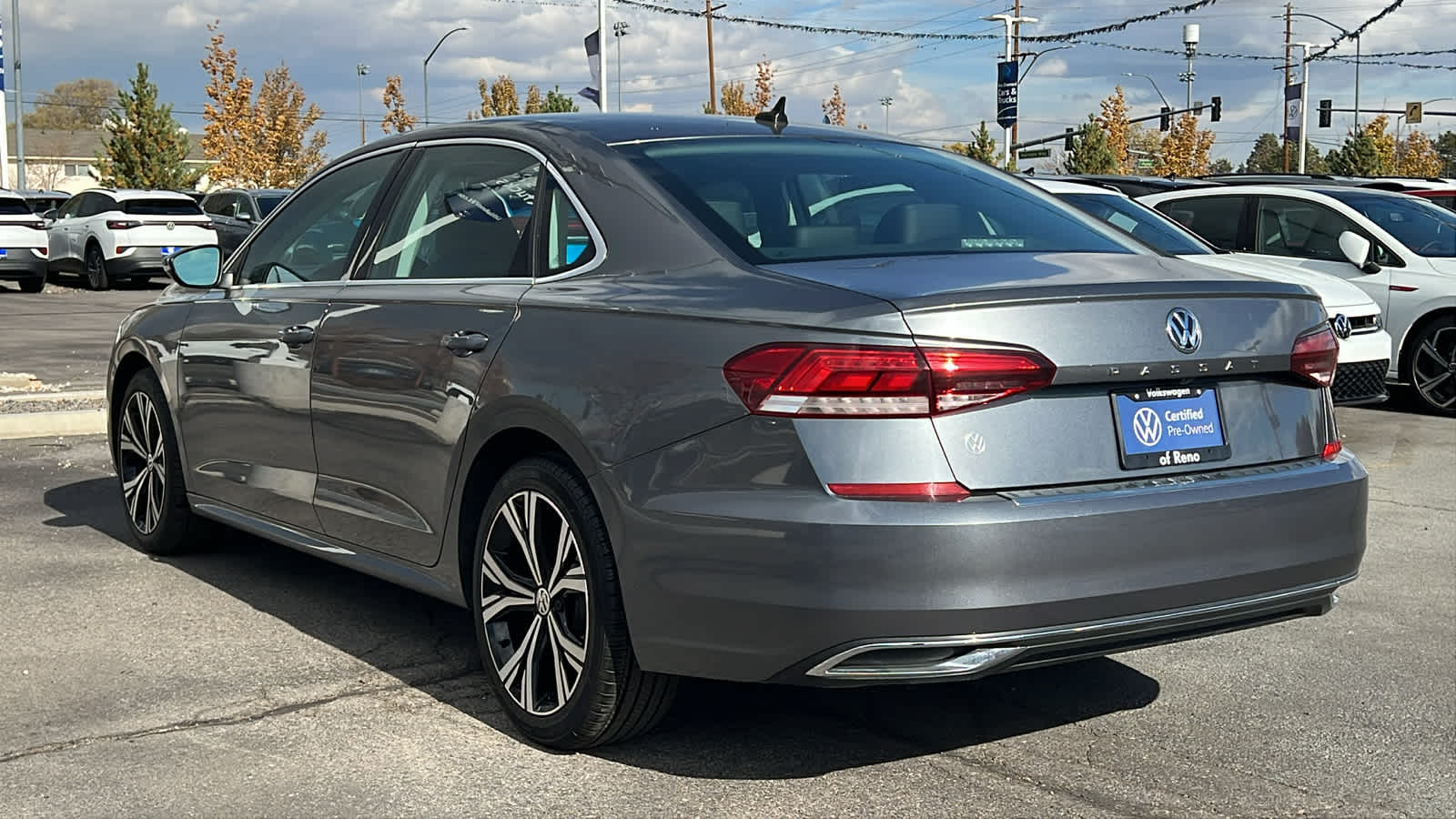 2021 Volkswagen Passat 2.0T SE 4