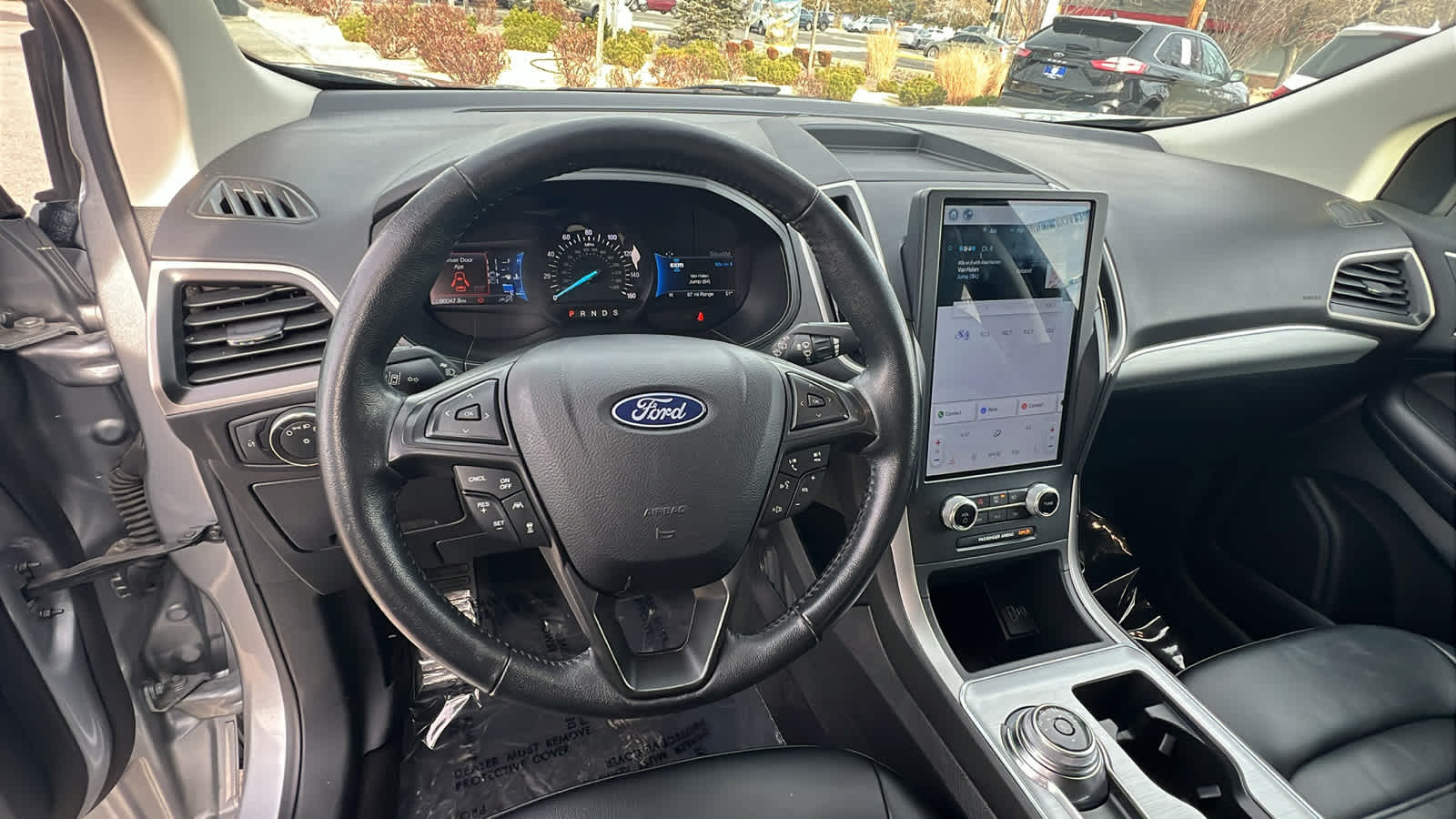 2022 Ford Edge SEL 2