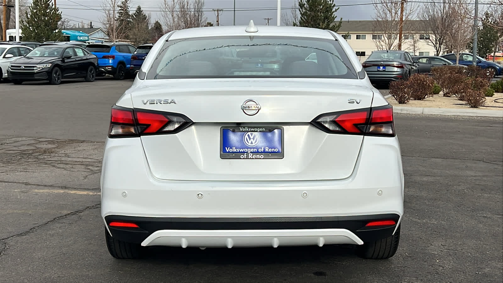 2021 Nissan Versa SV 5