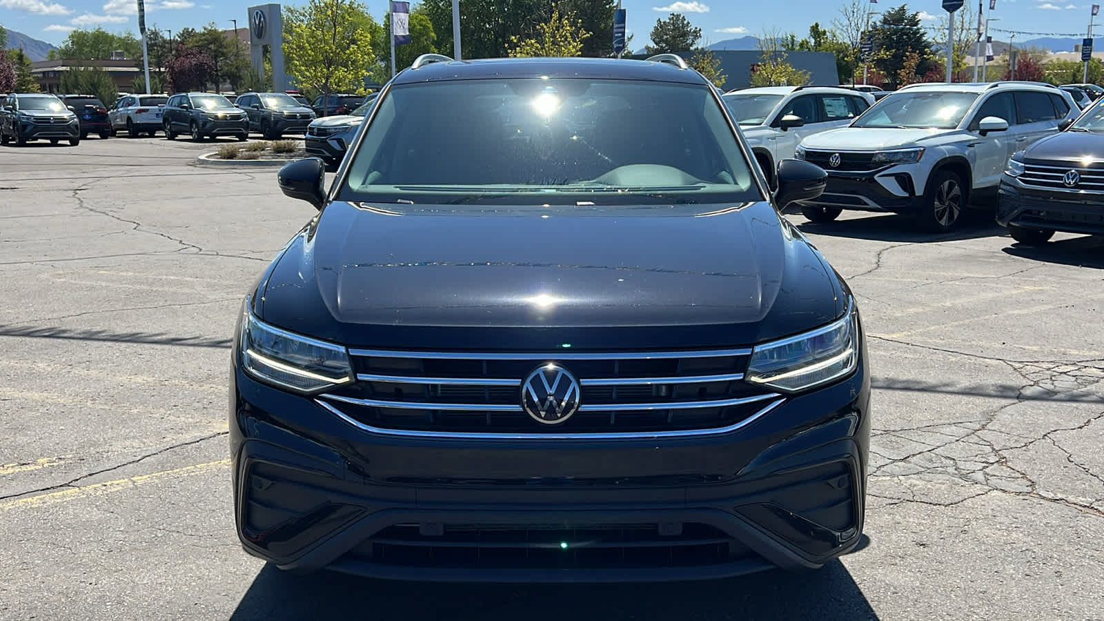 2022 Volkswagen Tiguan SE 7