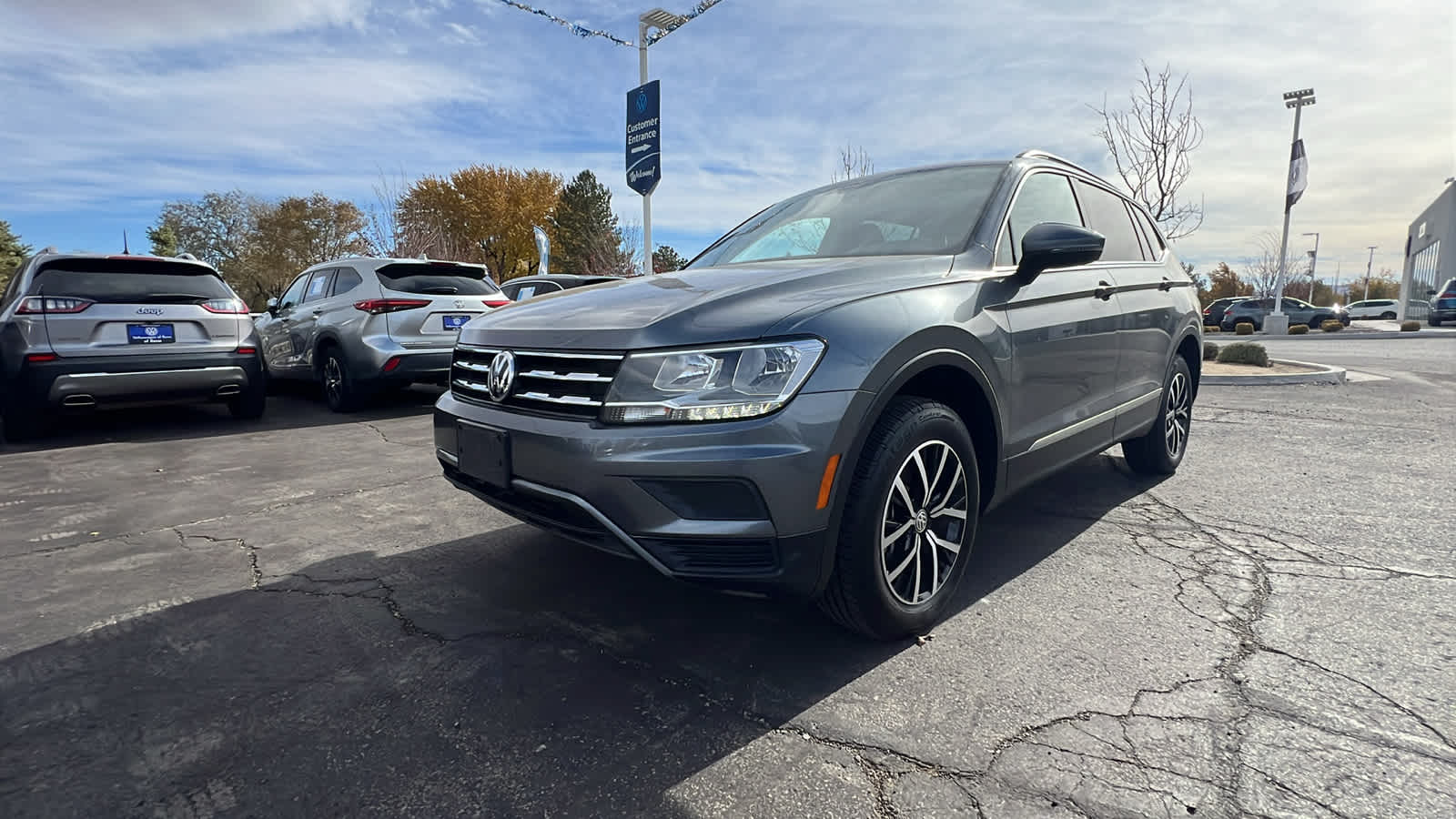 2021 Volkswagen Tiguan SE 22