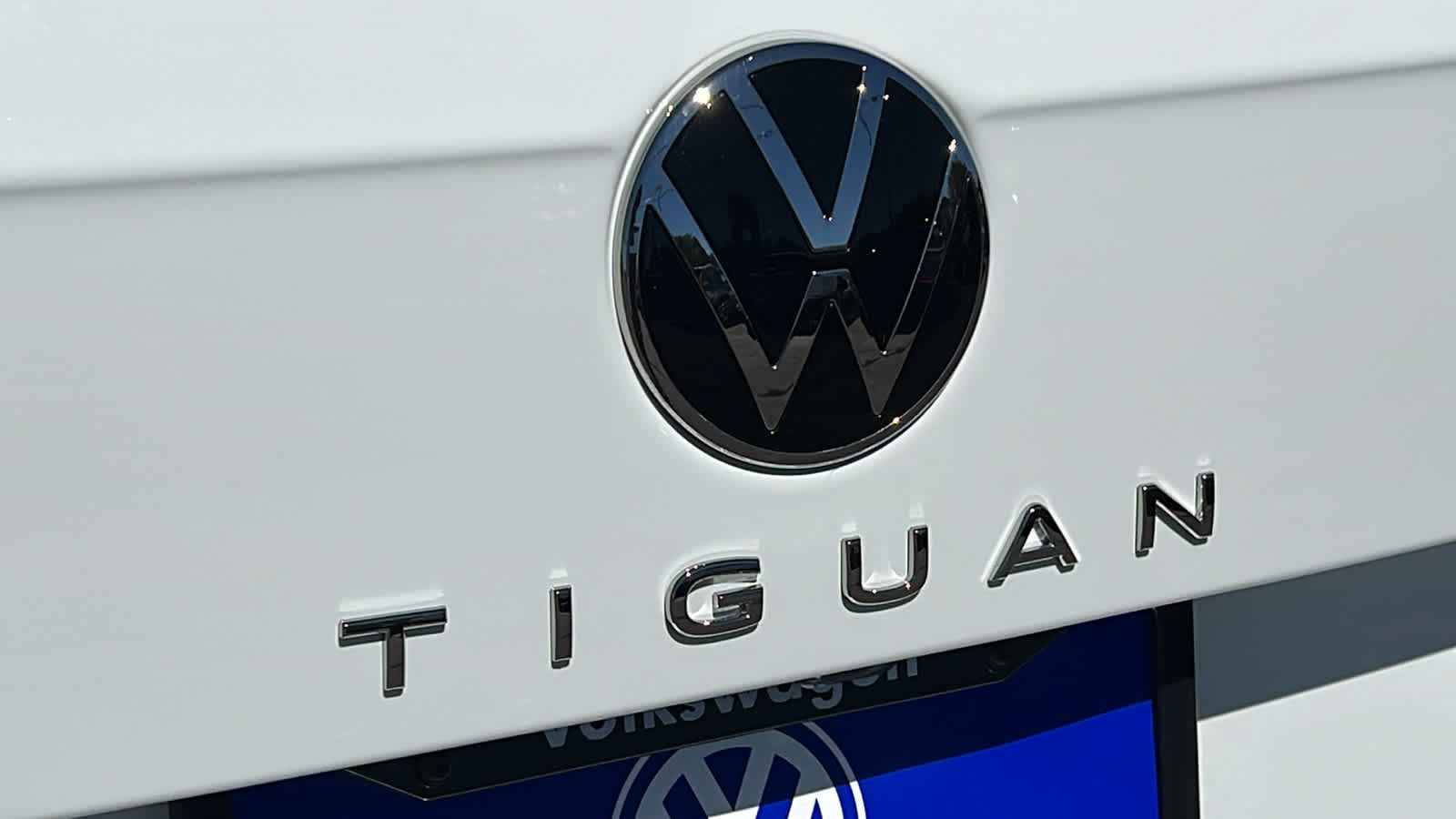 2024 Volkswagen Tiguan SE 7