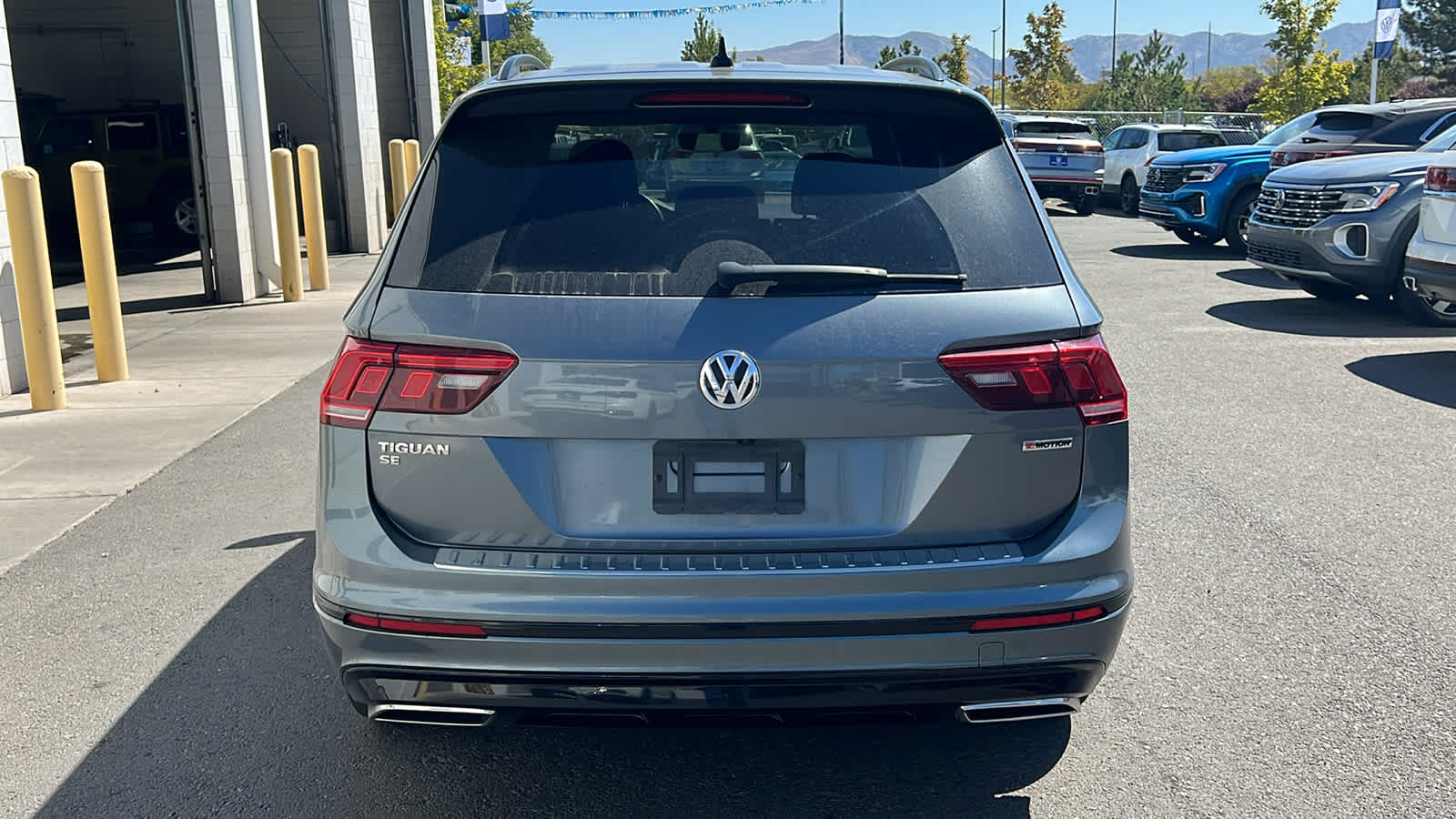 2021 Volkswagen Tiguan SE R-Line Black 6