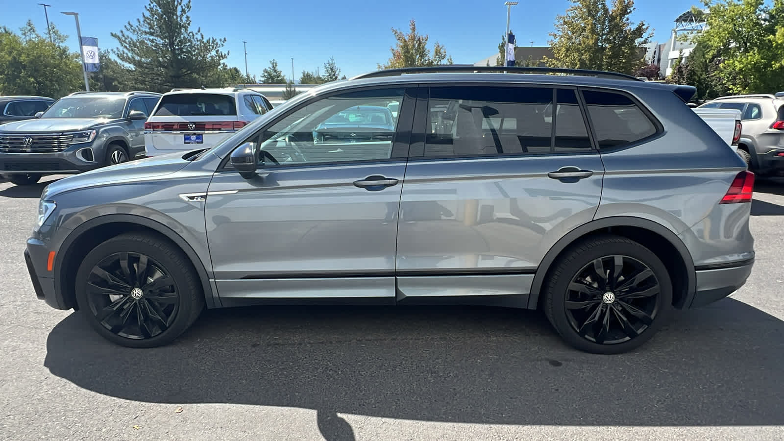 2021 Volkswagen Tiguan SE R-Line Black 8