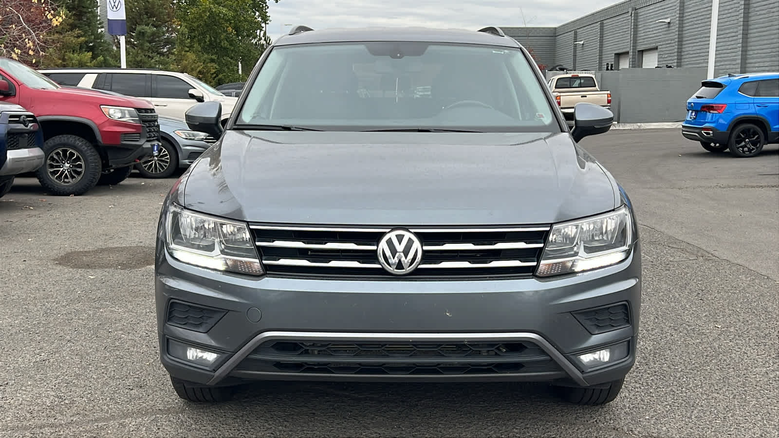 2018 Volkswagen Tiguan SE 8