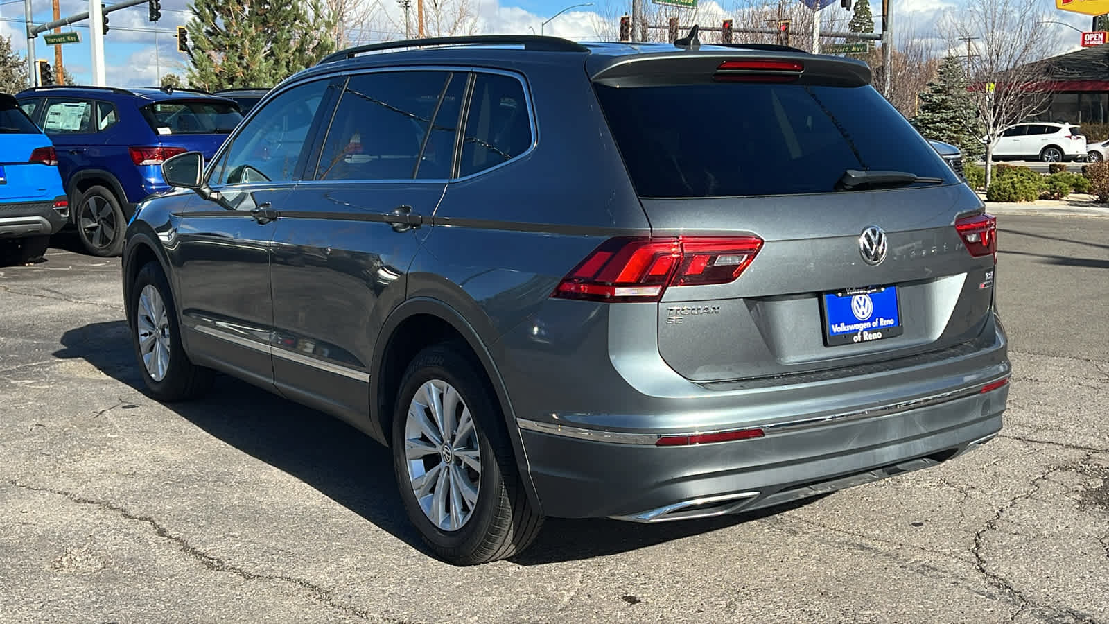 2018 Volkswagen Tiguan SE 4