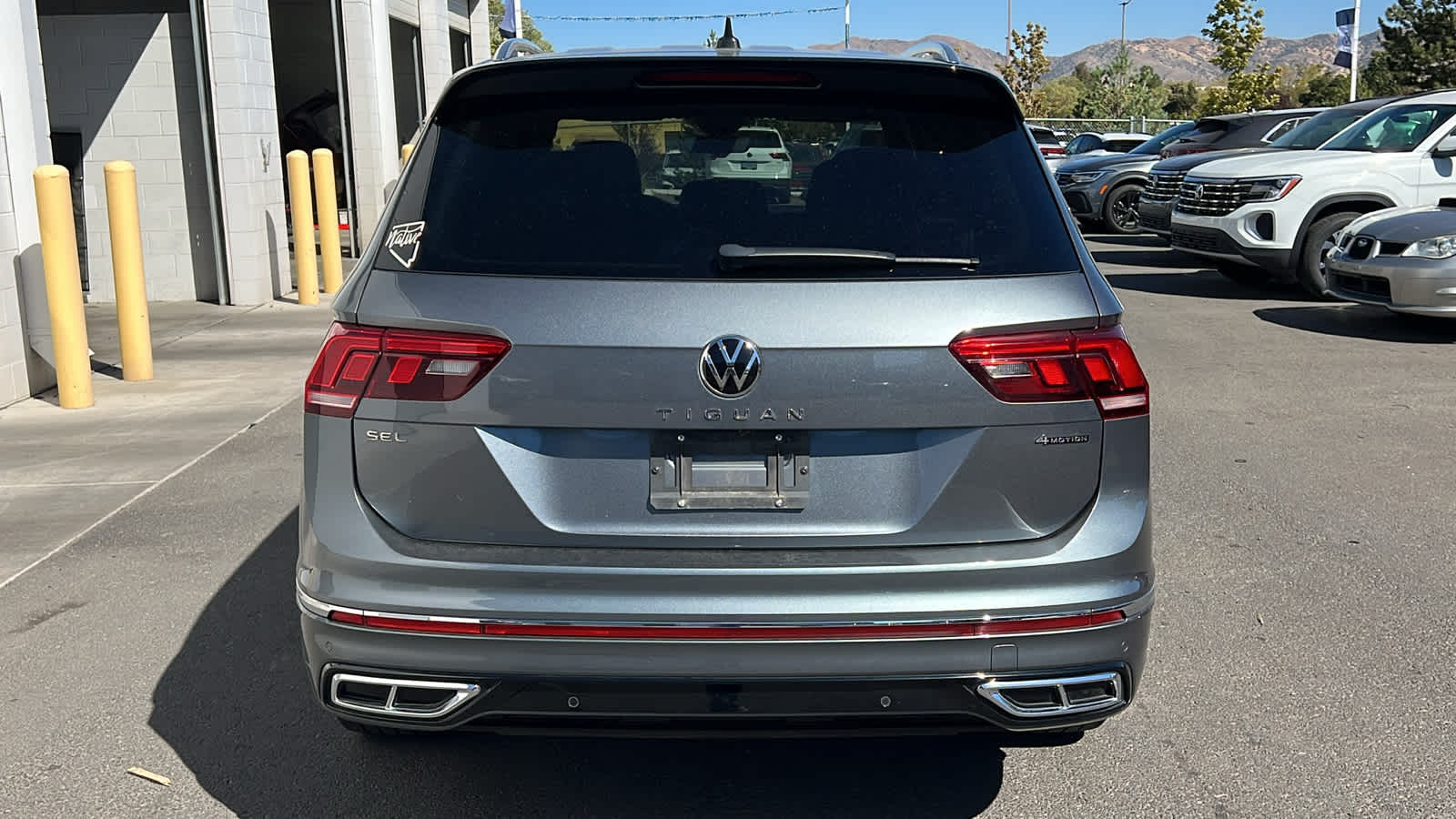 2022 Volkswagen Tiguan SEL R-Line 6