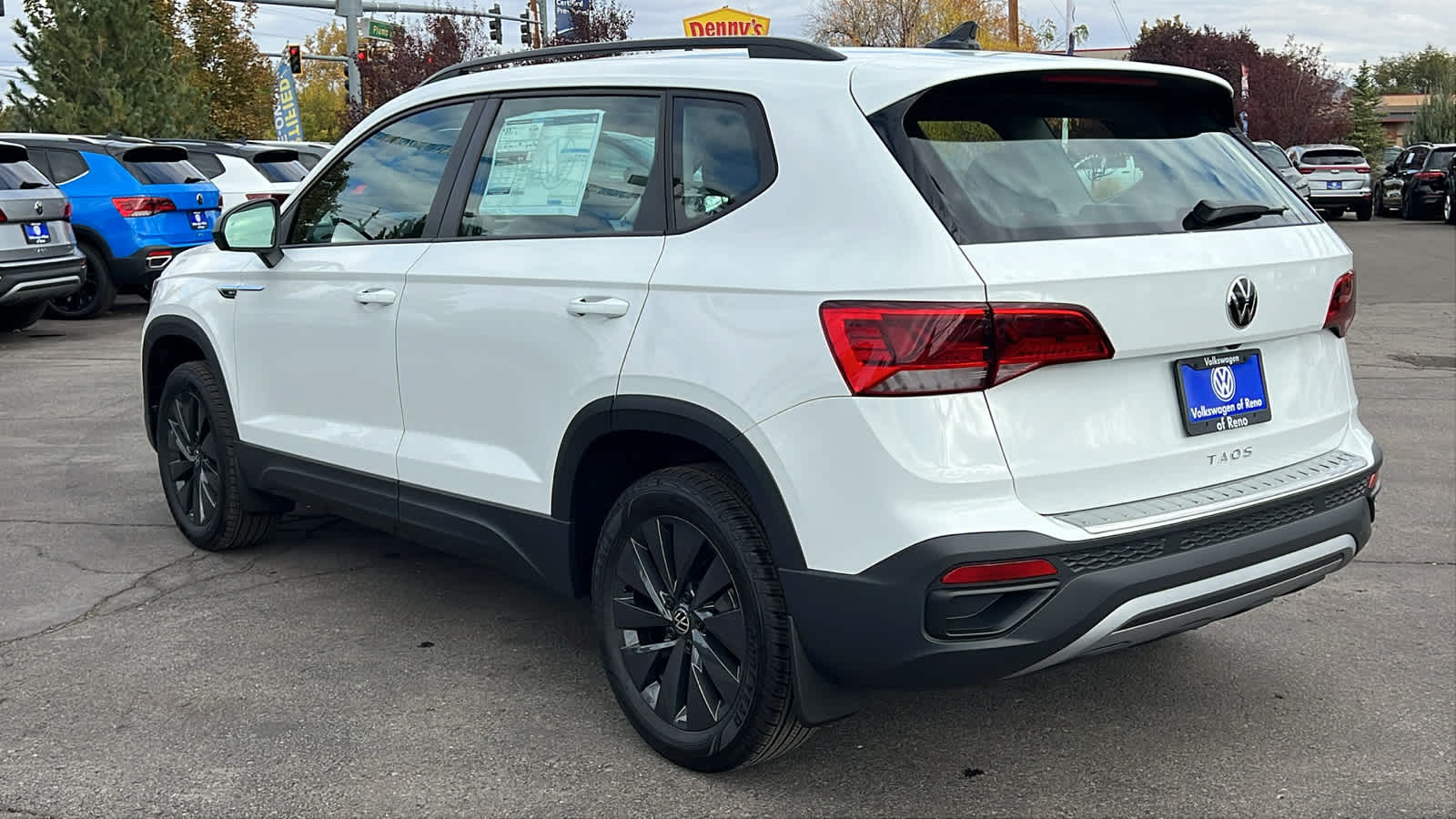 2024 Volkswagen Taos S 5