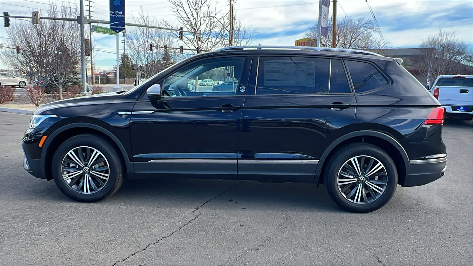 2024 Volkswagen Tiguan Wolfsburg Edition 3