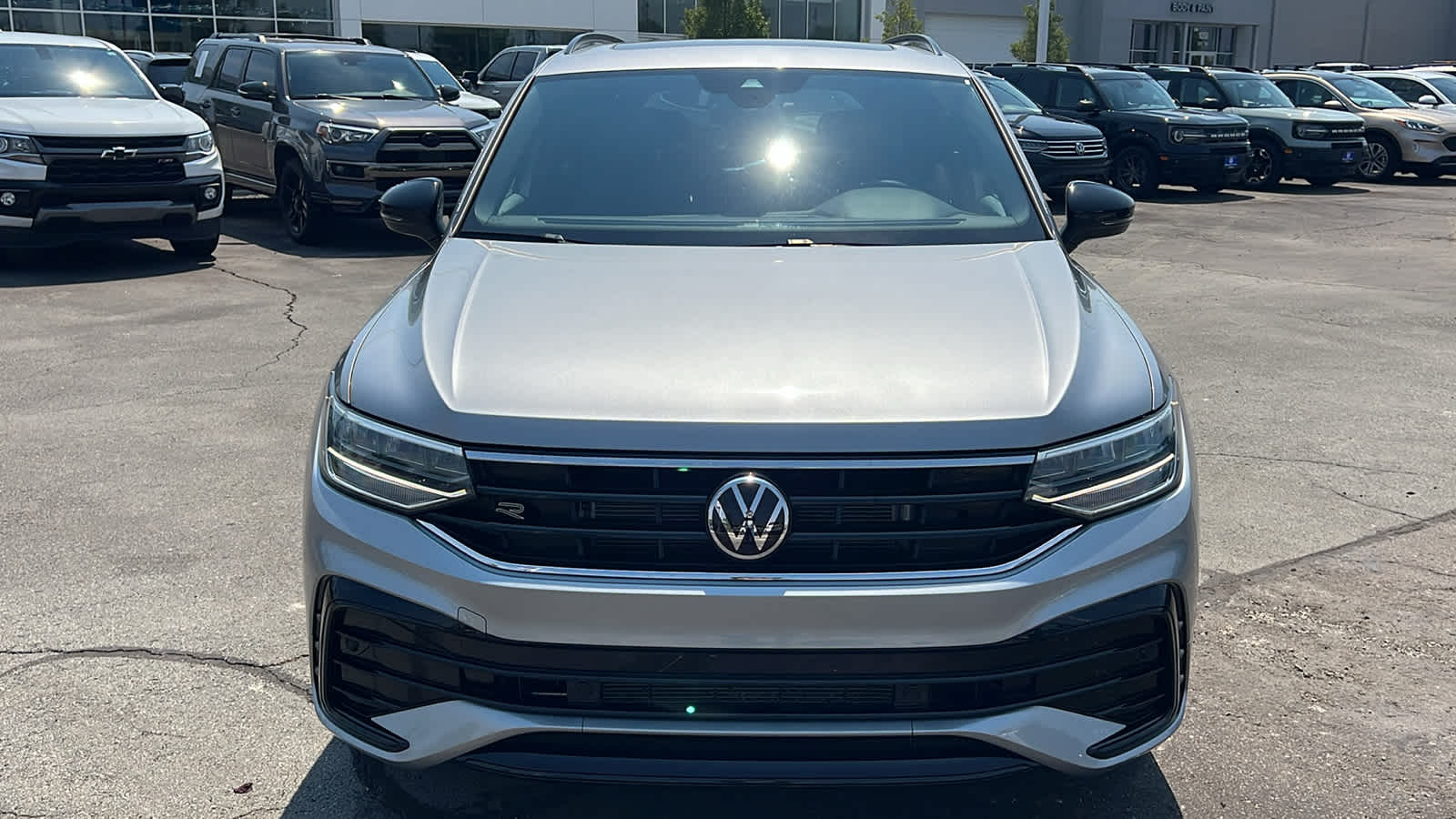 2023 Volkswagen Tiguan SE R-Line Black 7