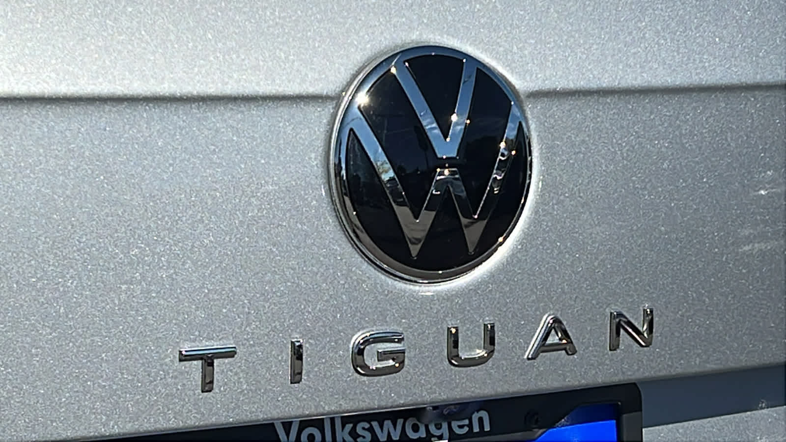 2024 Volkswagen Tiguan SE 7