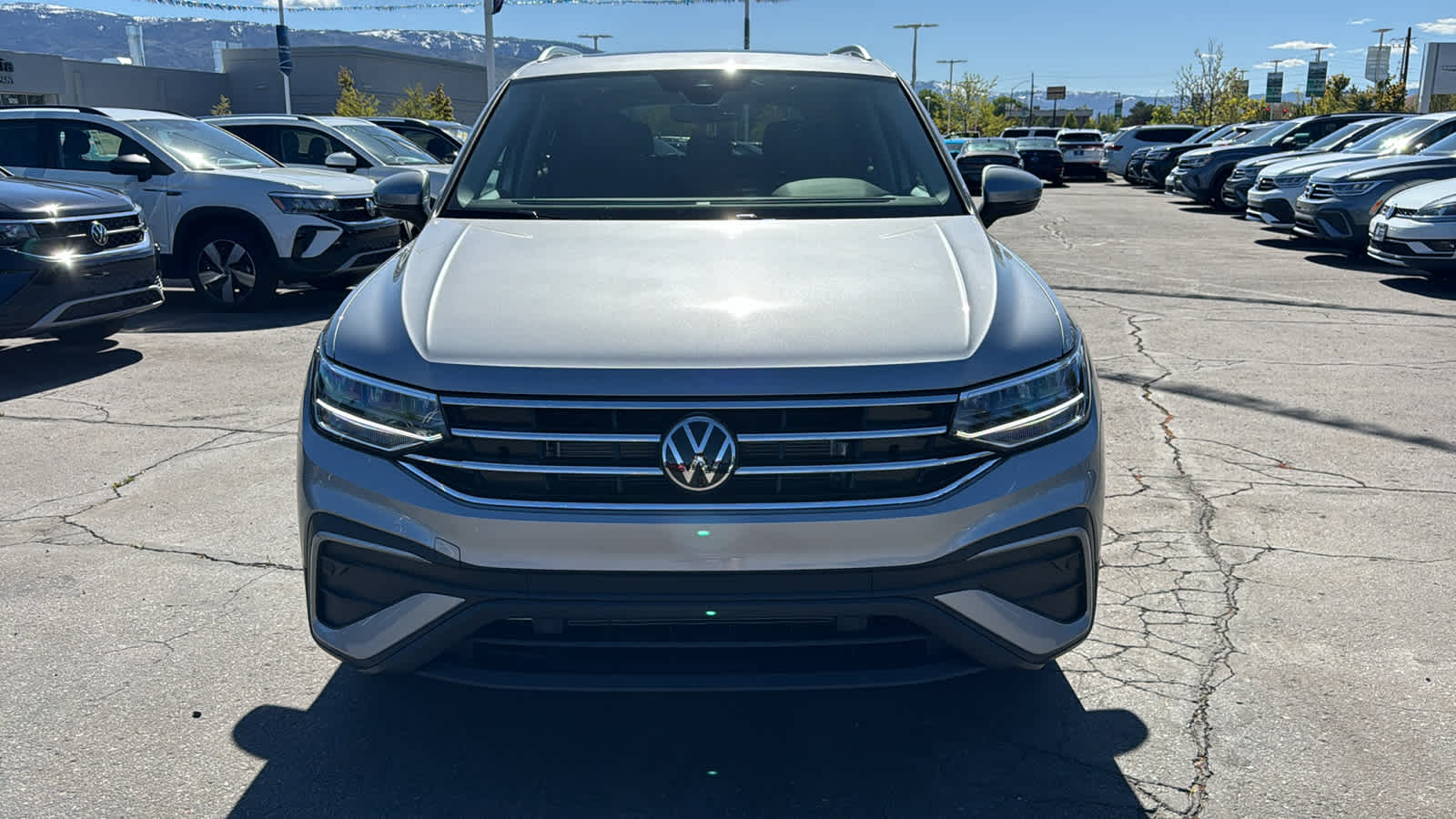 2024 Volkswagen Tiguan SE 6