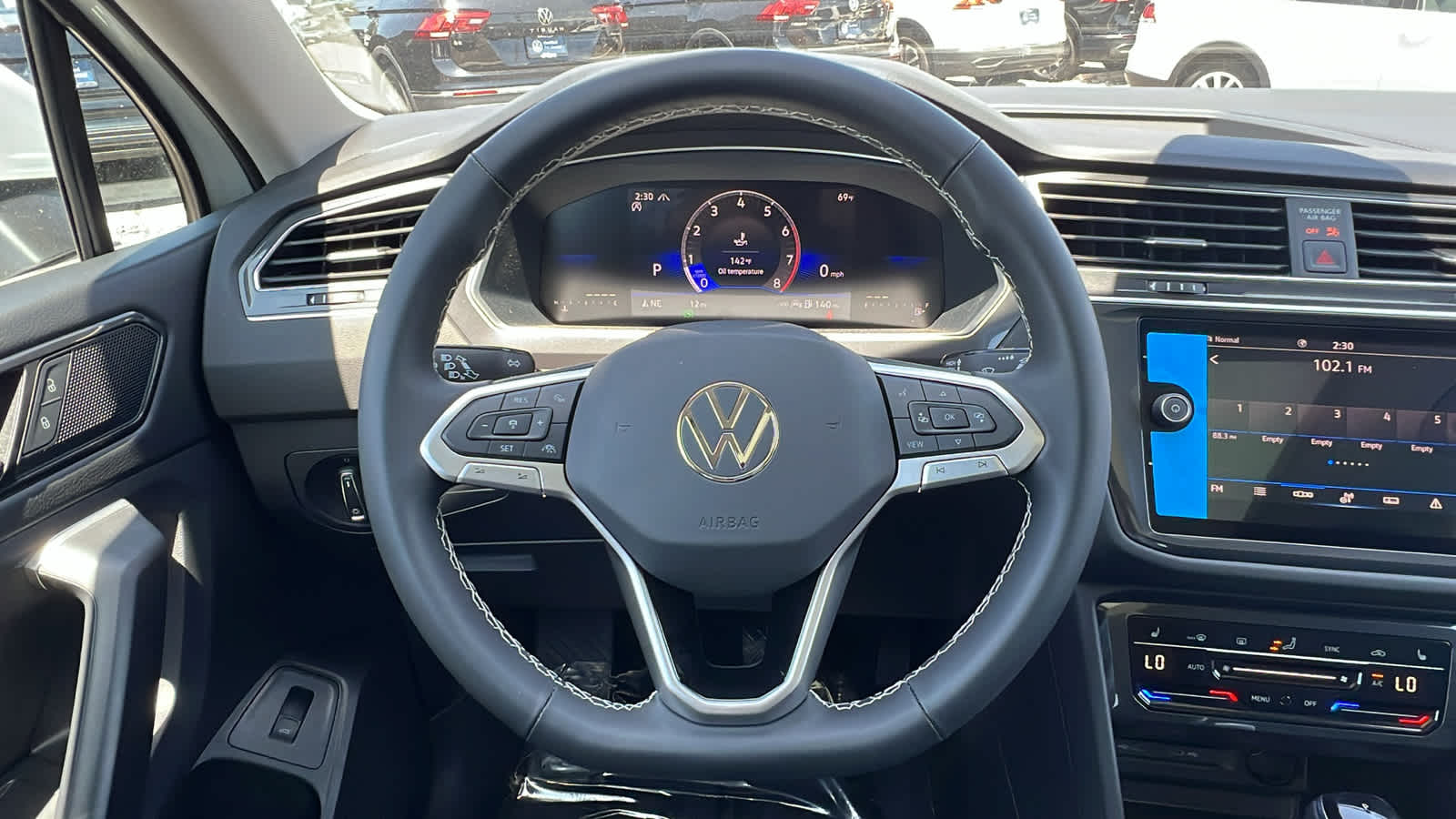 2024 Volkswagen Tiguan SE 15