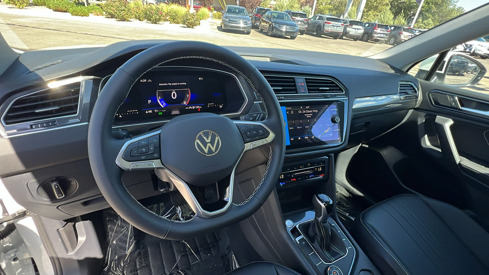 2024 Volkswagen Tiguan SE 2