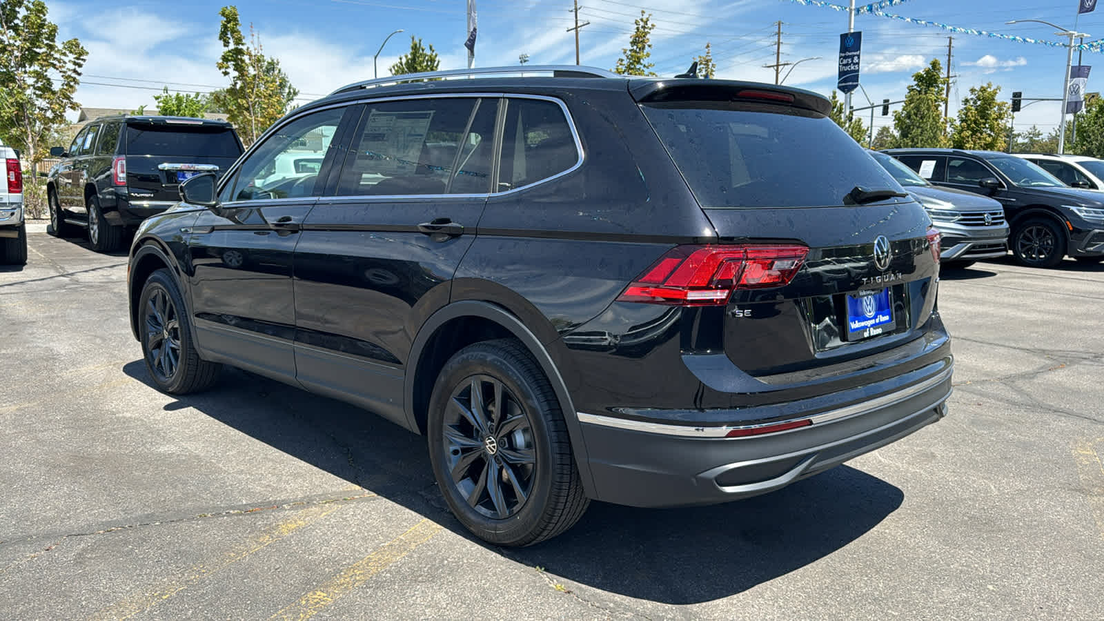 2024 Volkswagen Tiguan SE 4