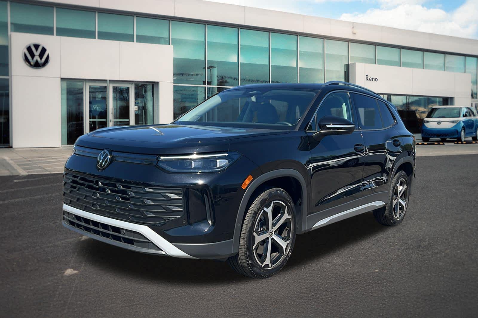 Deep Black Pearl 2026 Volkswagen Tiguan SUV / Crossover All-Wheel Drive 8-Speed Automatic